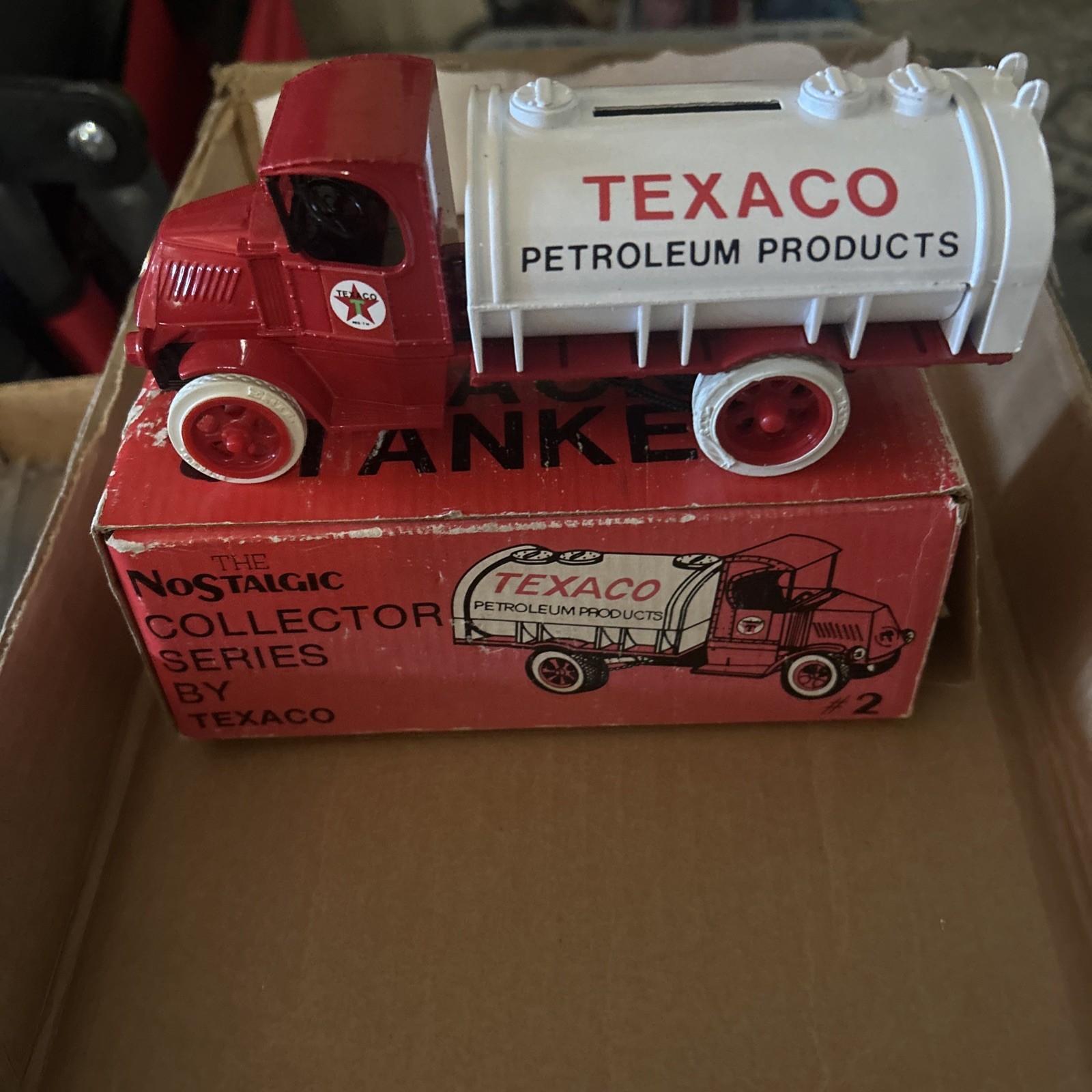 Rare ERTL Texaco 1926 Mack Tanker Collector Series #2 Die Cast 1985 Coin Bank Rare ERTL Texaco 1926 Mack Tanker Collector Series #2 Die Cast 1985 Coin Bank