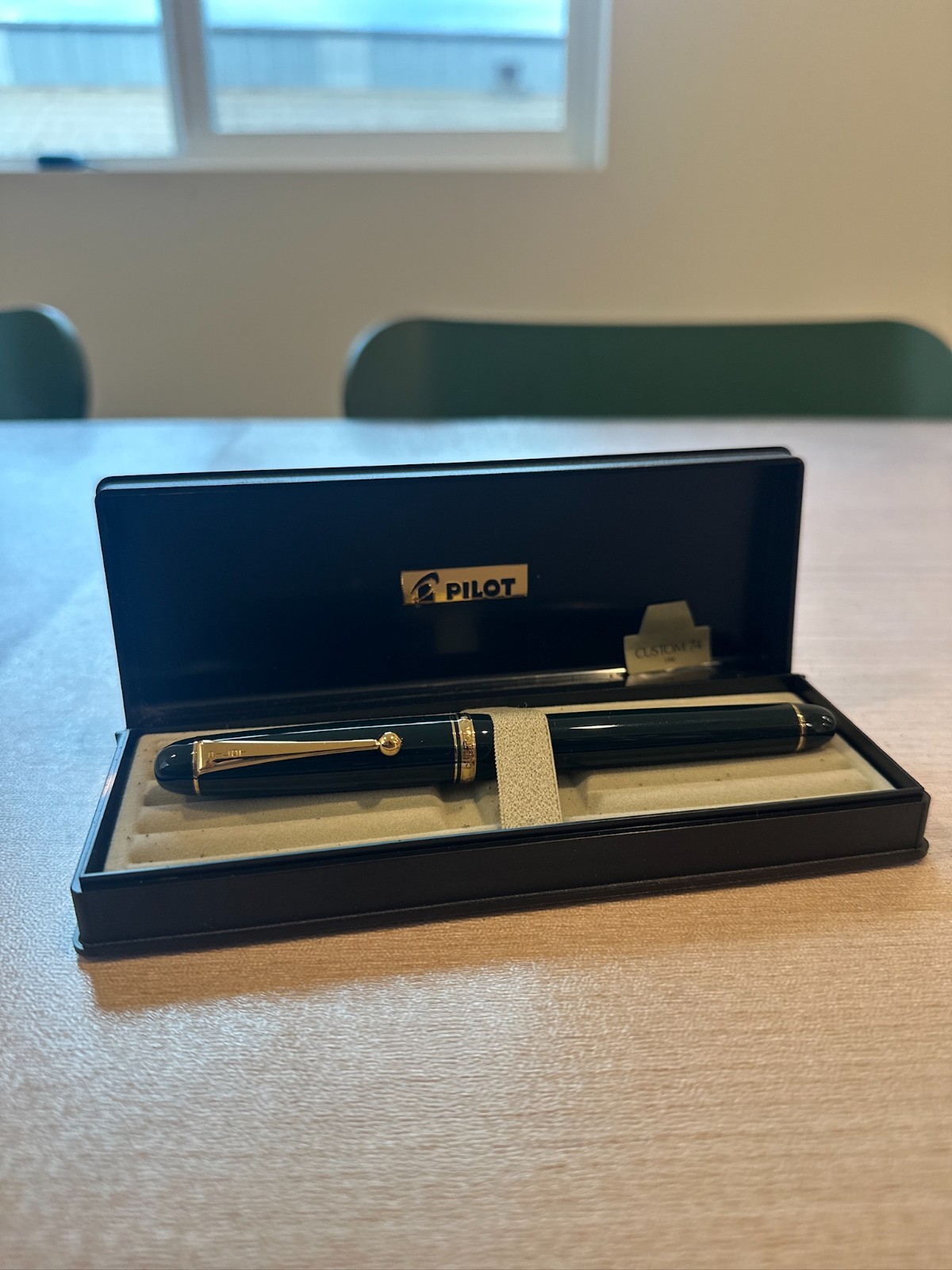 Pilot Custom 74 Fountain Pen – Dark Green – 14k 585 Gold Nib