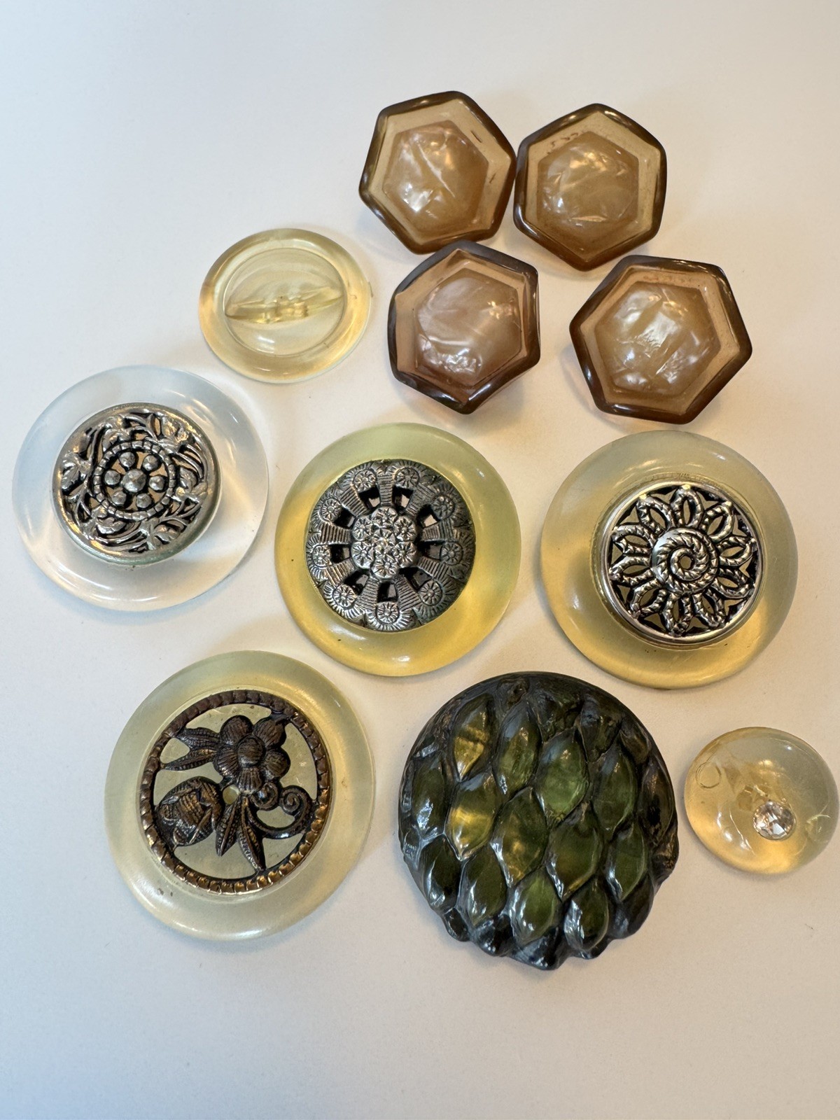 Vintage lot of celluloid and early plastic buttons