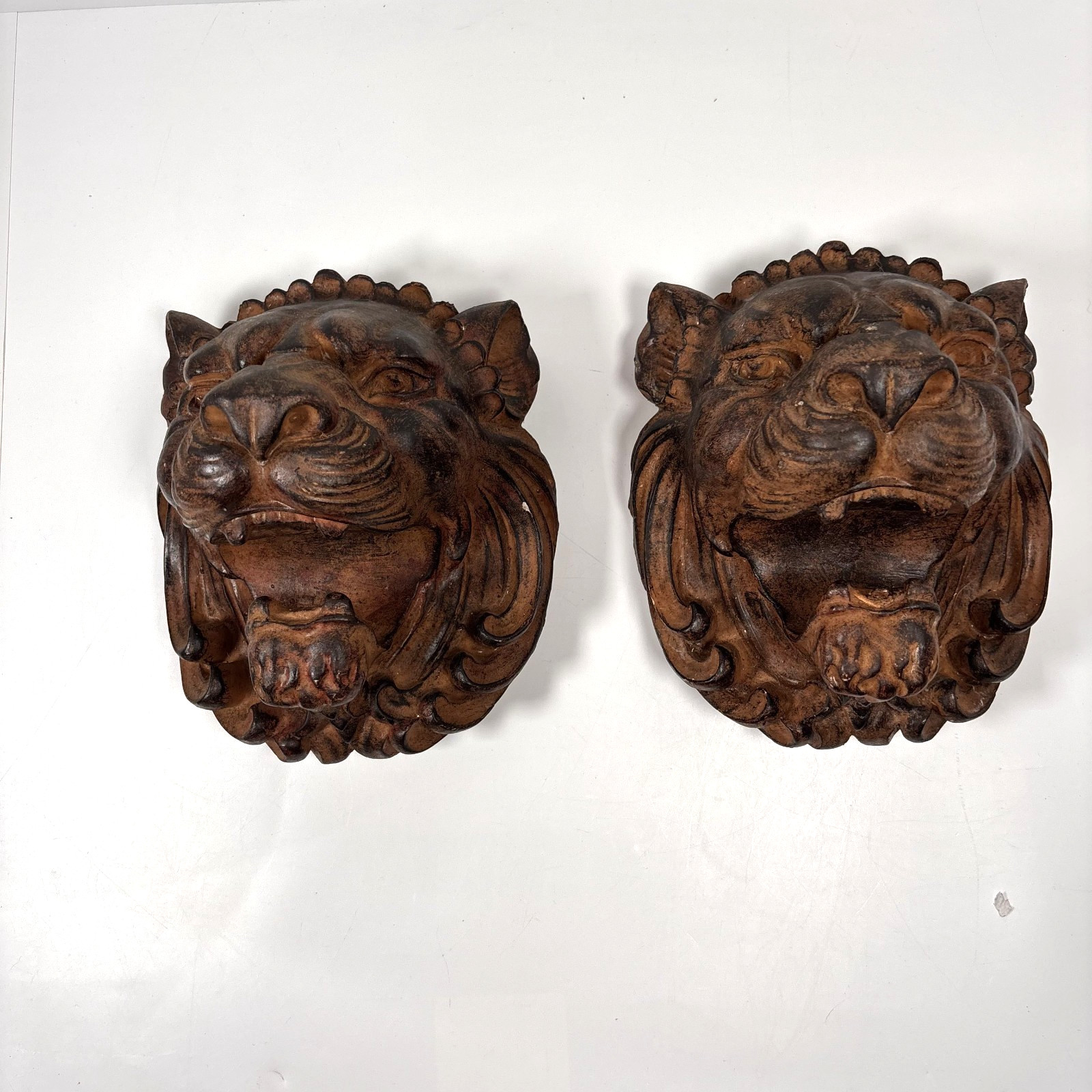 Set of Rustic Roaring Lion Head Resin Decorative Wall Plaque 8\
