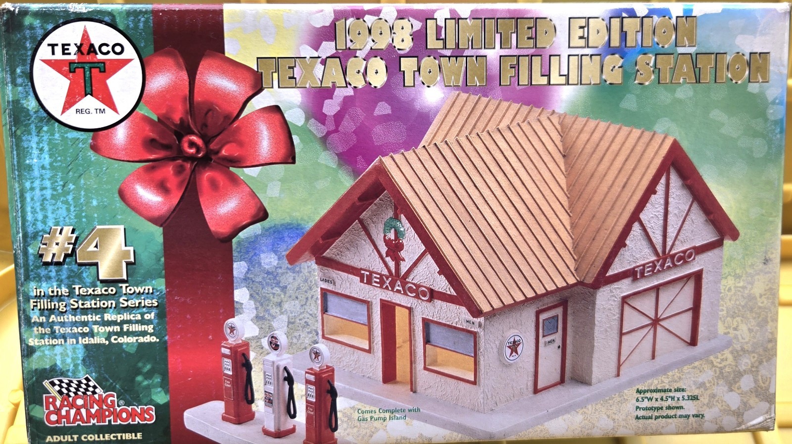 NEW Racing Champions Texaco Town Filling Gas Station 1998 Lmtd Edition #4 ()