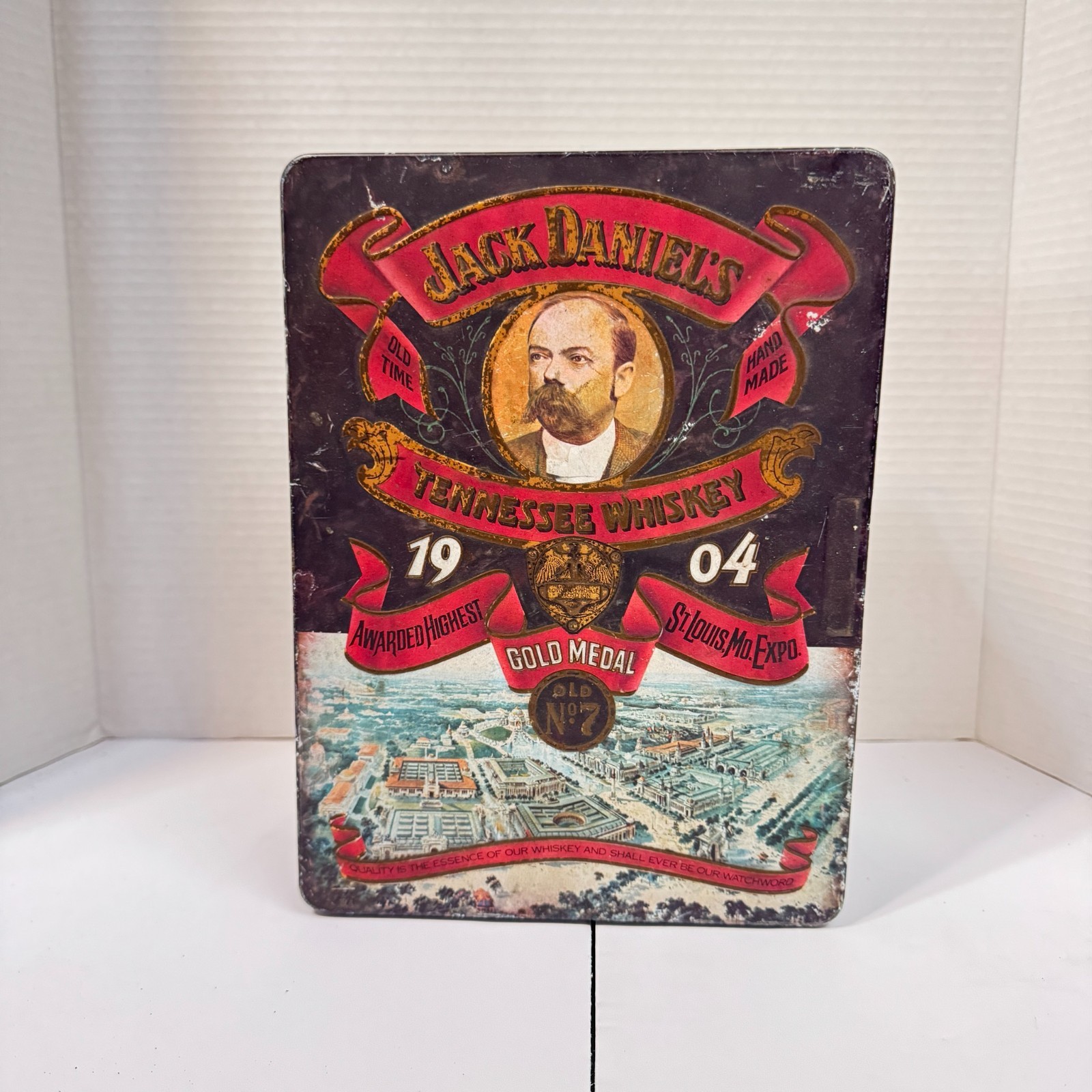 Vintage Jack Daniels Whiskey 1904 Gold Medal Hinged Tin Box St Louis Worlds Fair