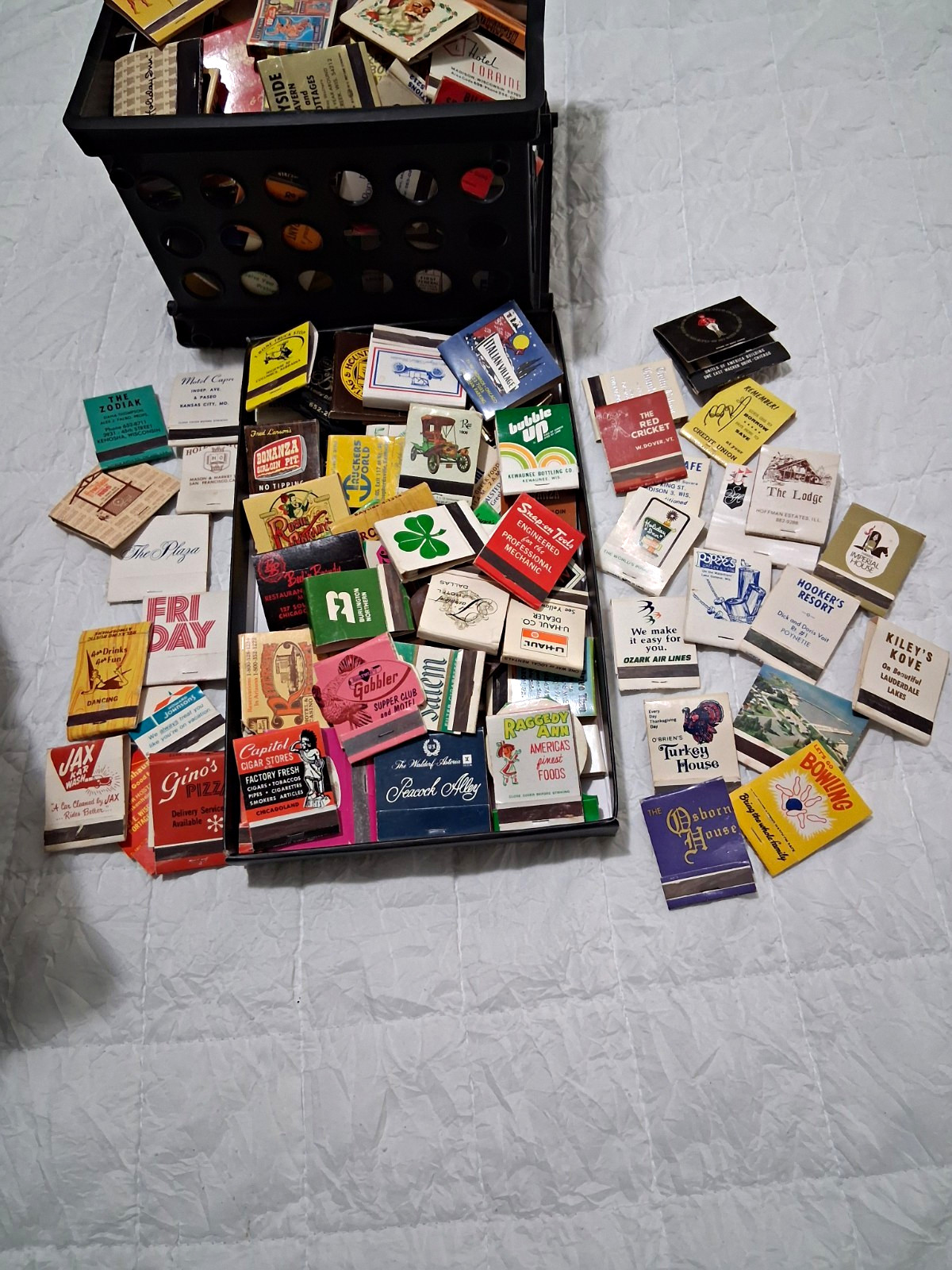 100 Vtg Partial Struck Matchbooks Large Mixed Lot Random Drawn