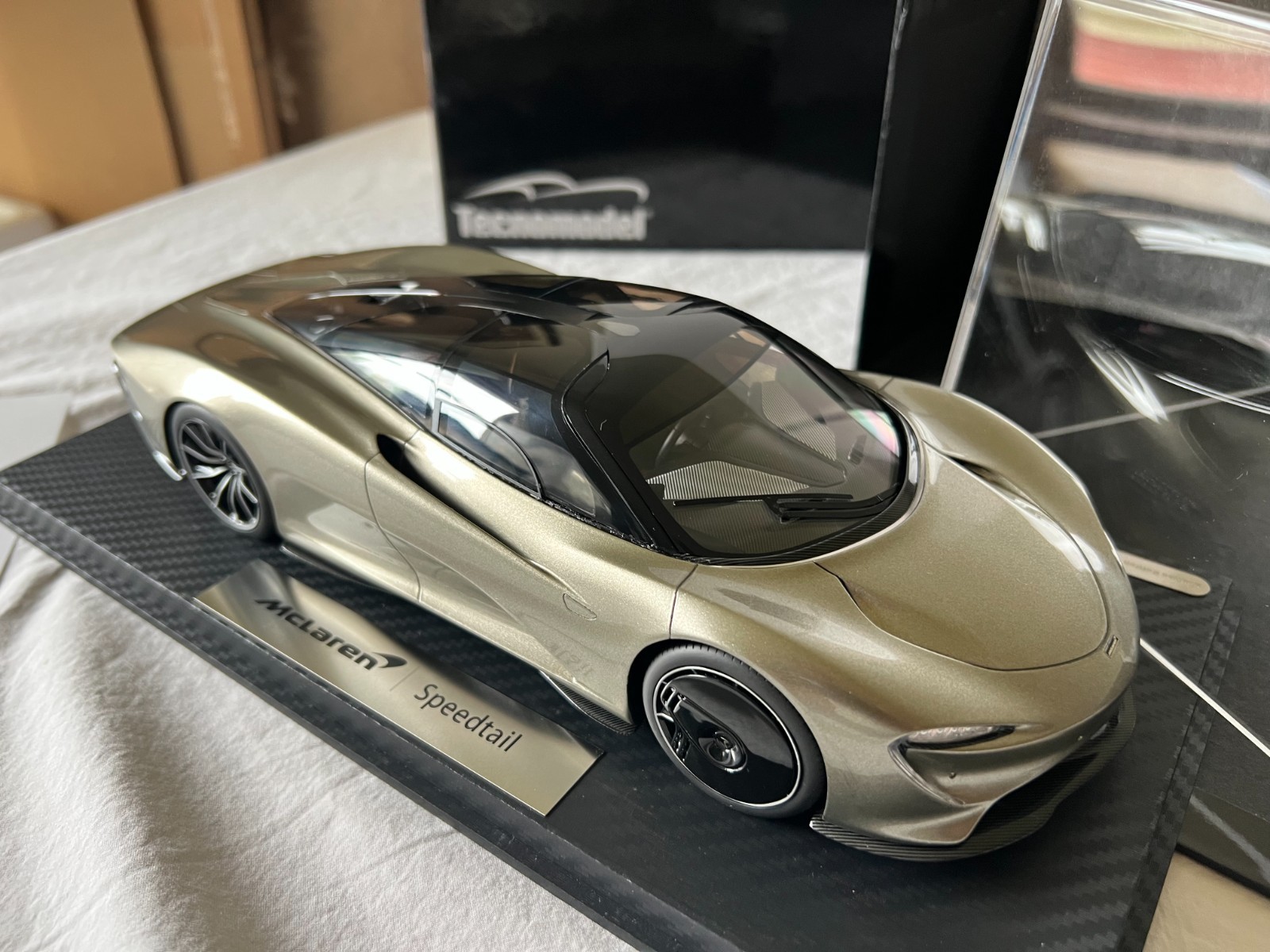 1/18 TECHNOMODEL McLaren Speedtail Ville D'Este Concourse Exclusive 1 of 49 1/18 TECHNOMODEL McLaren Speedtail Ville D'Este Concourse Exclusive 1 of 49