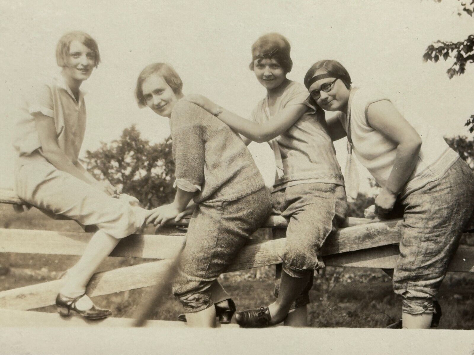 1N Photograph Cute Group 4 Women Ladies Sitting On Wood Fence 1920's Country