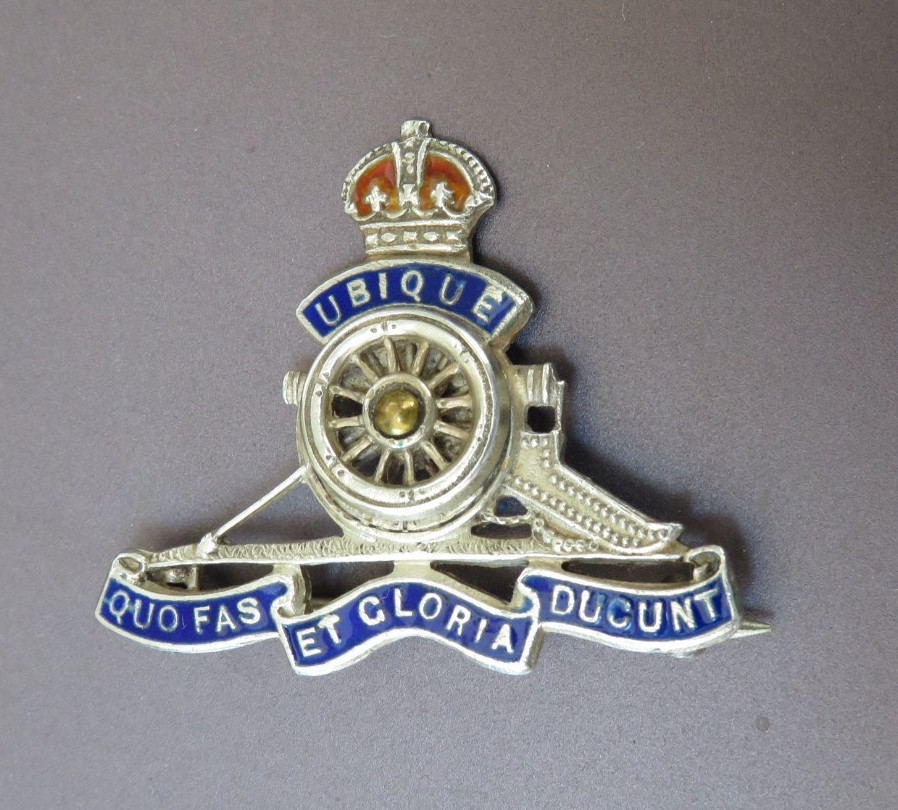 c.WWII King\'s Crown Royal Artillery Silver & Enamel Sweetheart Badge Brooch Pin
