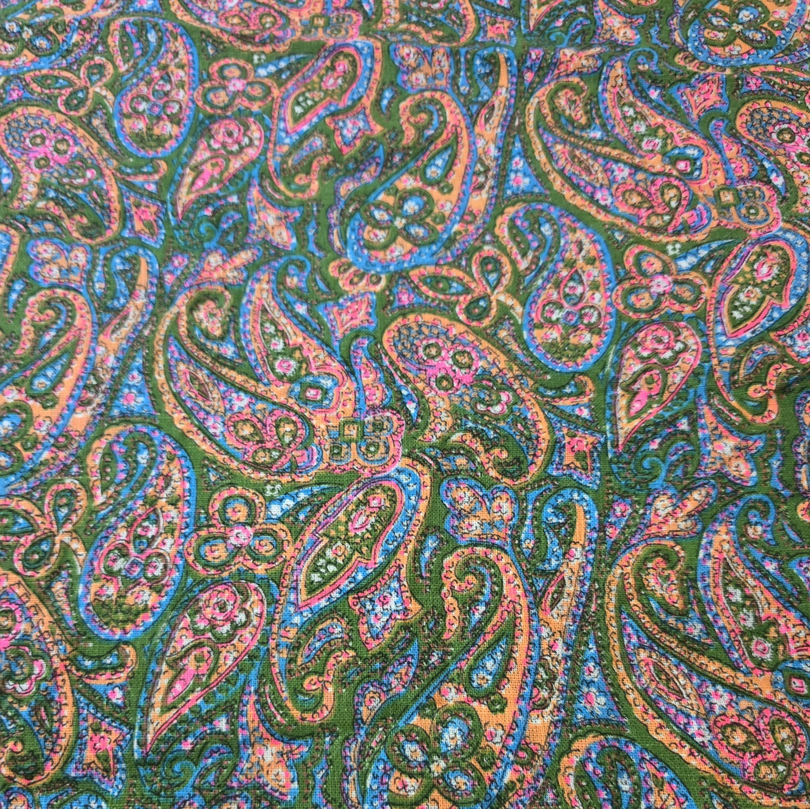 Vintage 60s 70s Paisley Fabric 5 yrds x 43\