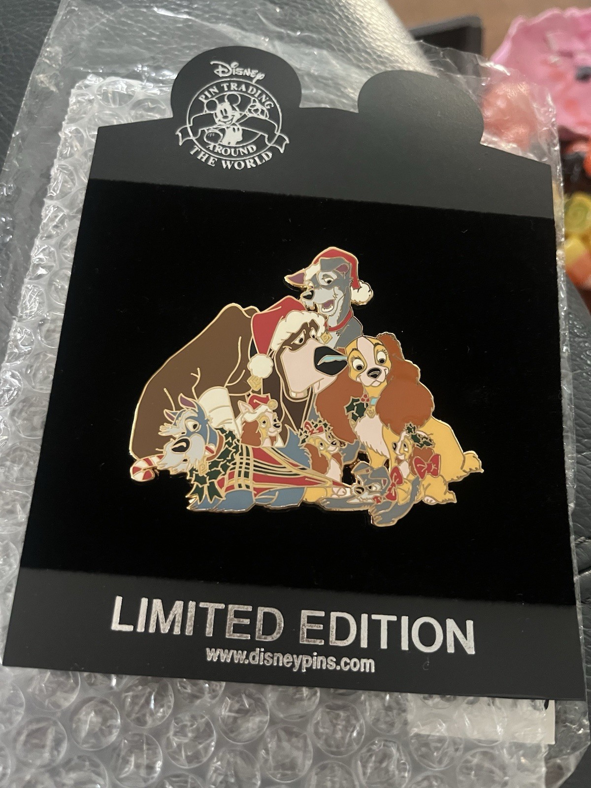 JUMBO Disney Shopping Lady & the Tramp Christmas Holiday Pin LE 300 Rare 2009