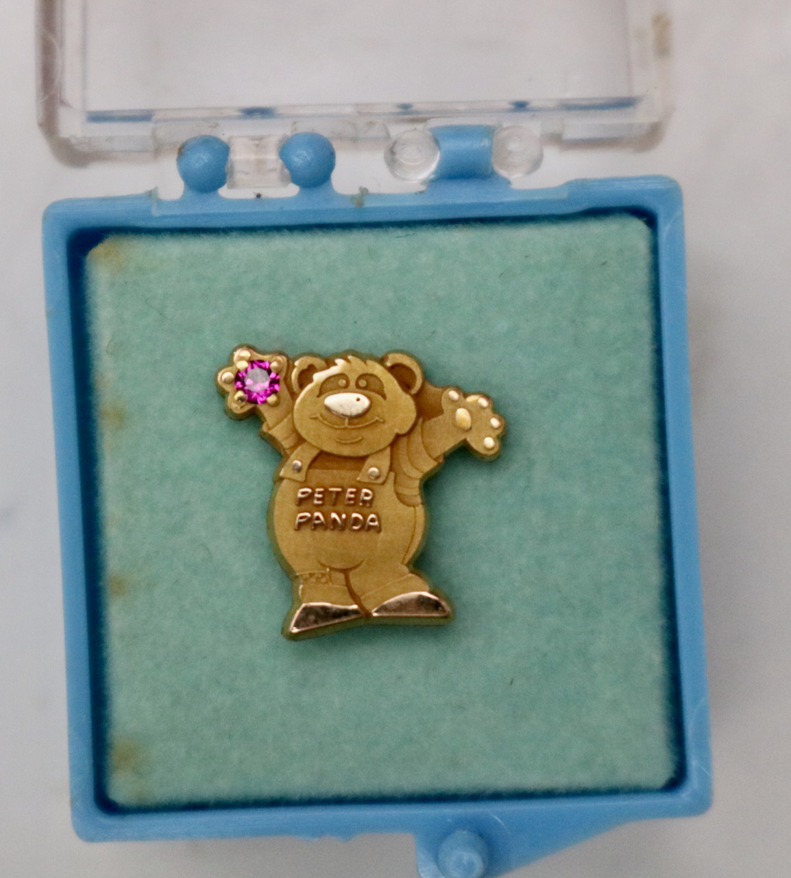 Peter Panda CHILD WORLD CHILDREN\'S PALACE employee pin 1/10 10k vintage RARE