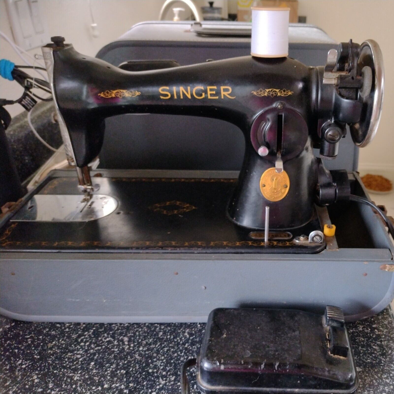 Vintage 1946 Singer Sewing Machine with Case, Gear Driven,  Working 