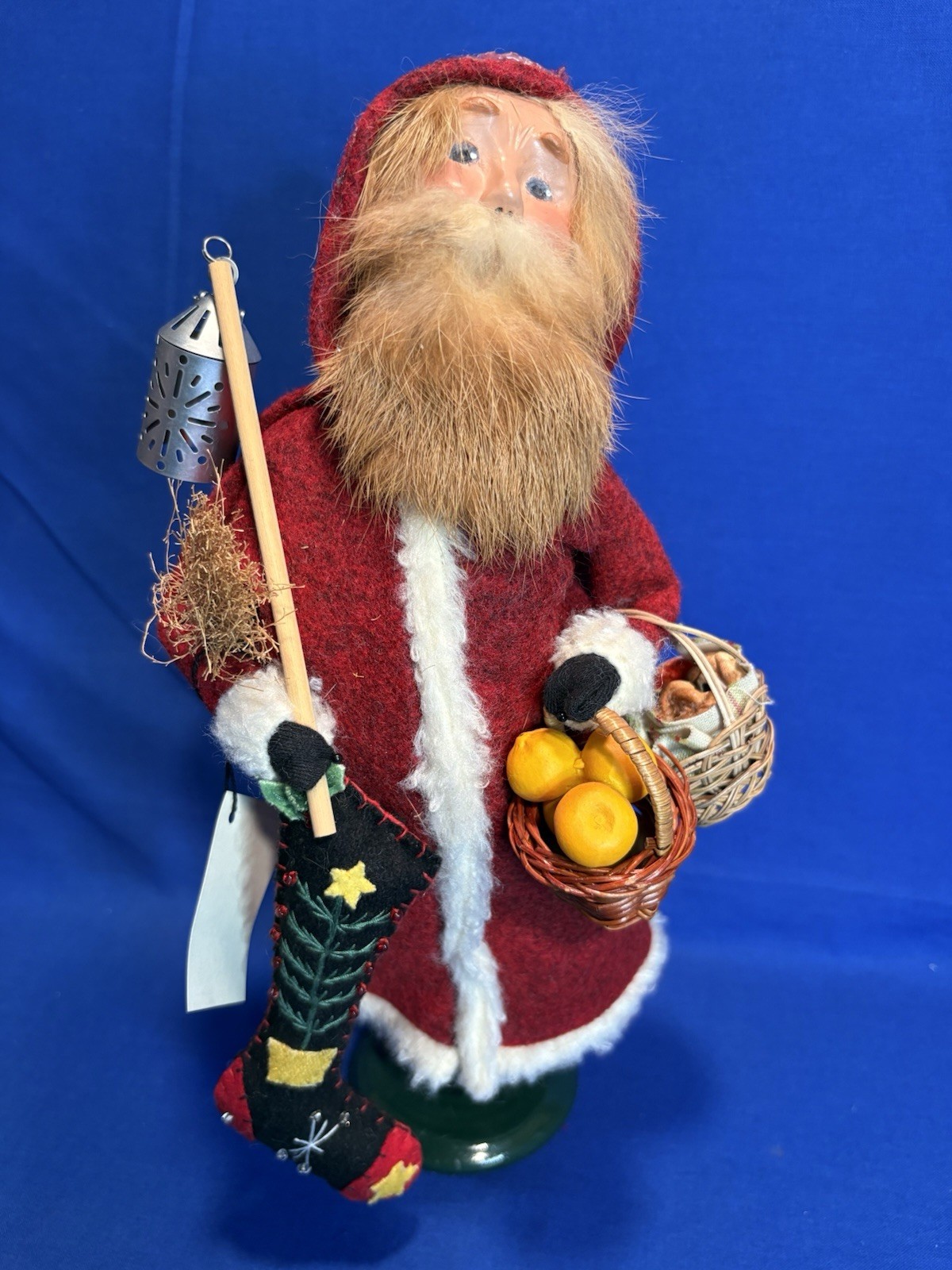 2008 Byer\'s Choice Carolers Dutch Santa Der Belsnickle Signed Joyce Byers W/ Tag