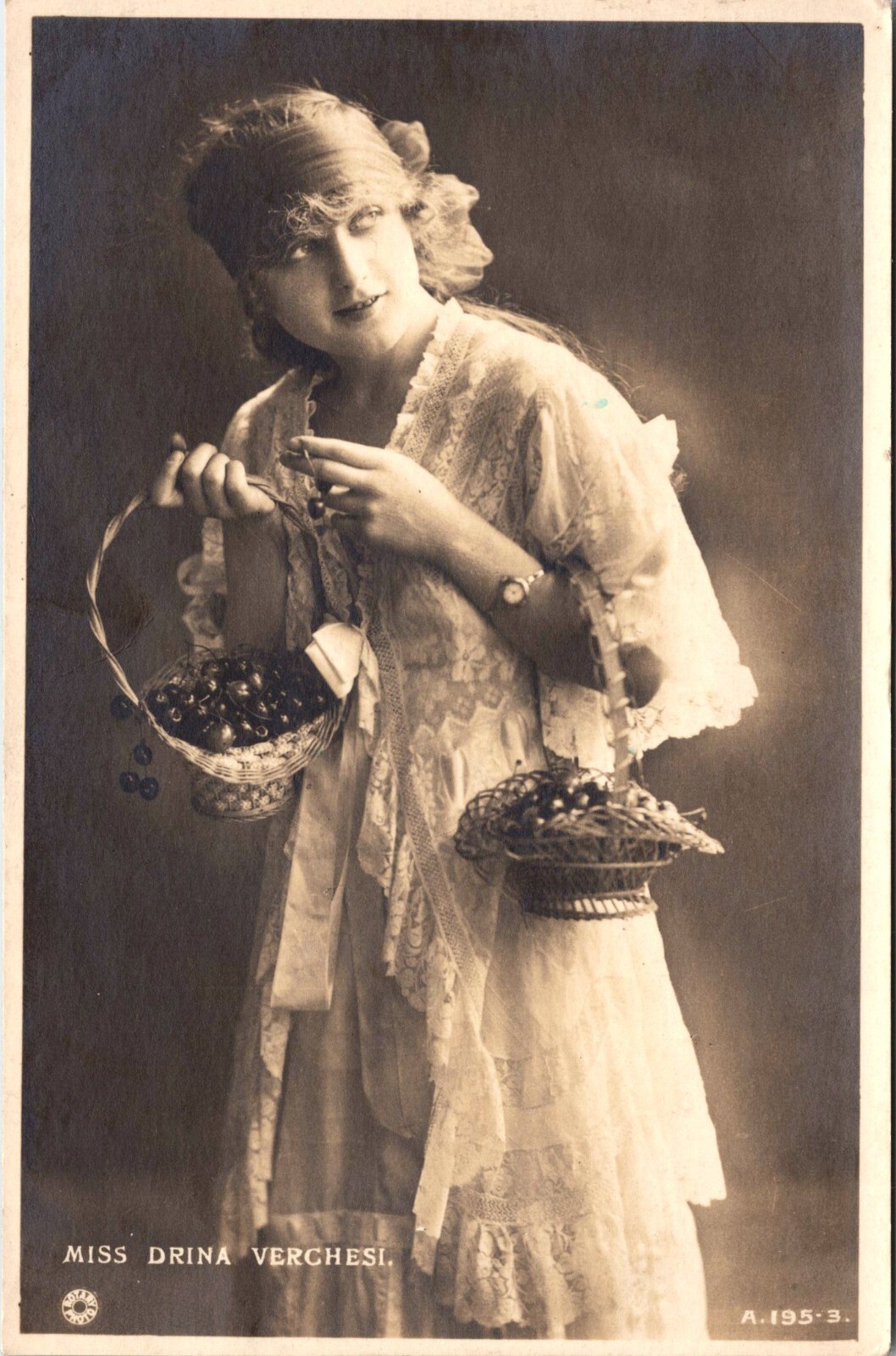 DRINA VERCHESI : BRITISH BEAUTY & ACTRESS : ROTARY PHOTO : RPPC