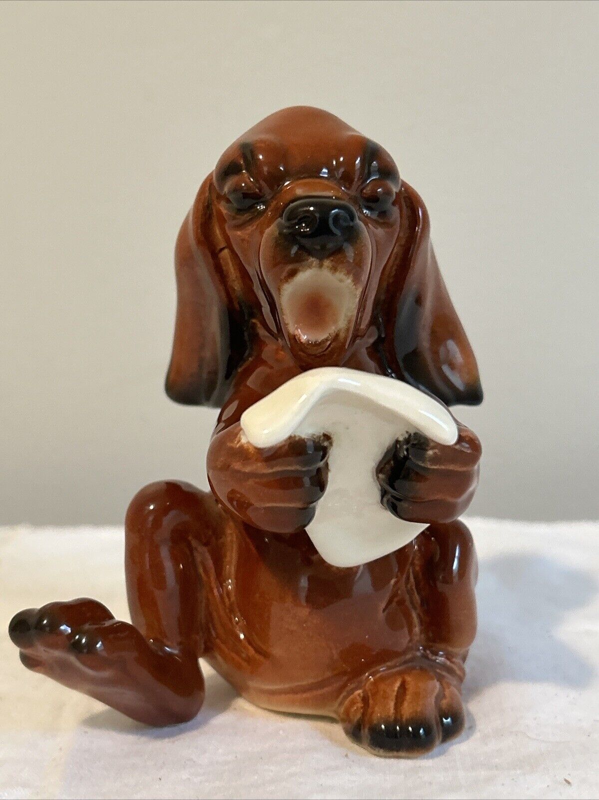 Goebel West Germany 33136 Brown Dacshund Dog Singing from Sheet Music Figurine