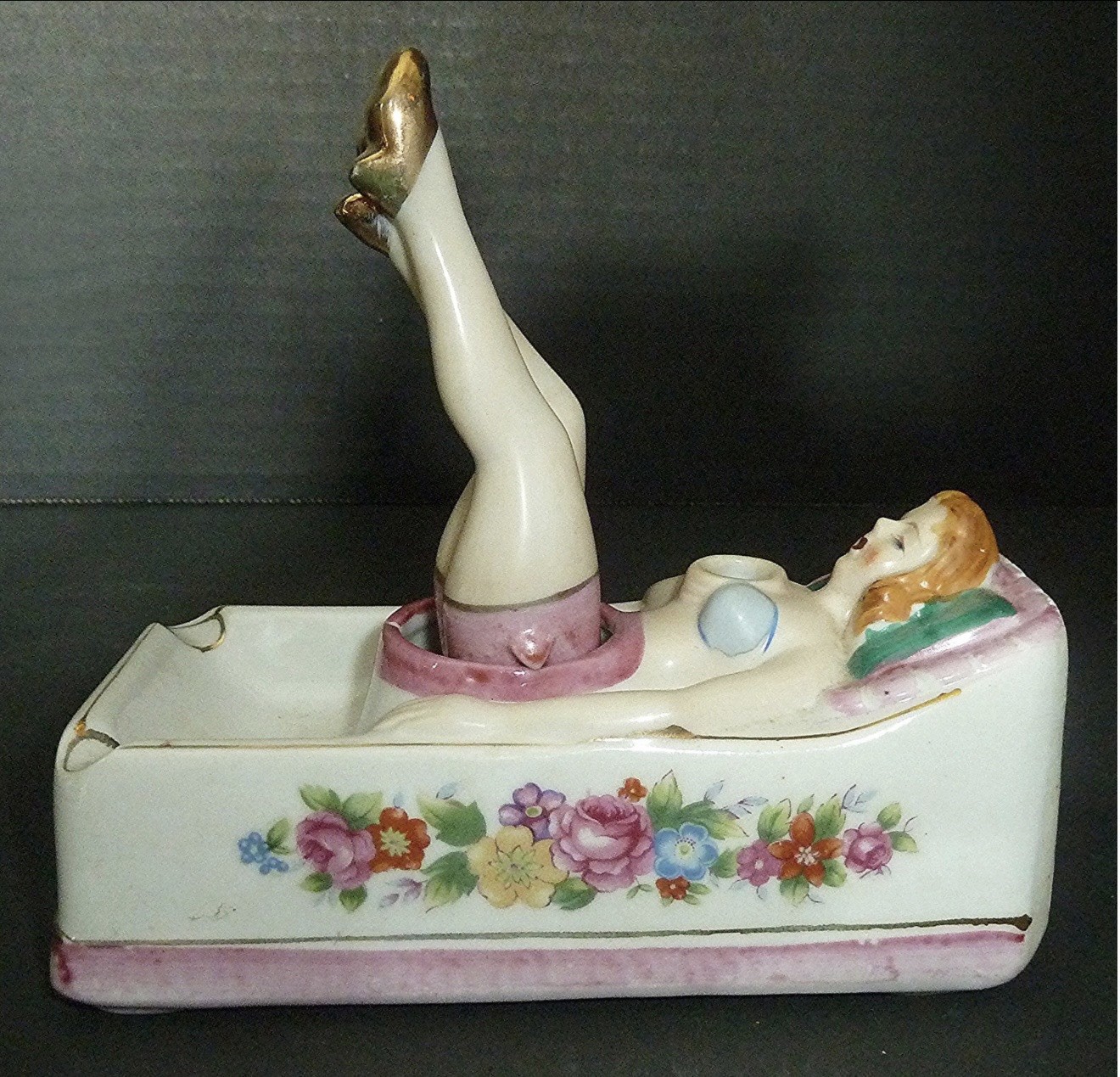 Vintage Ceramic 1940's 1950's Ashtray Pinup Naughty Nodder Moving Legs Japan