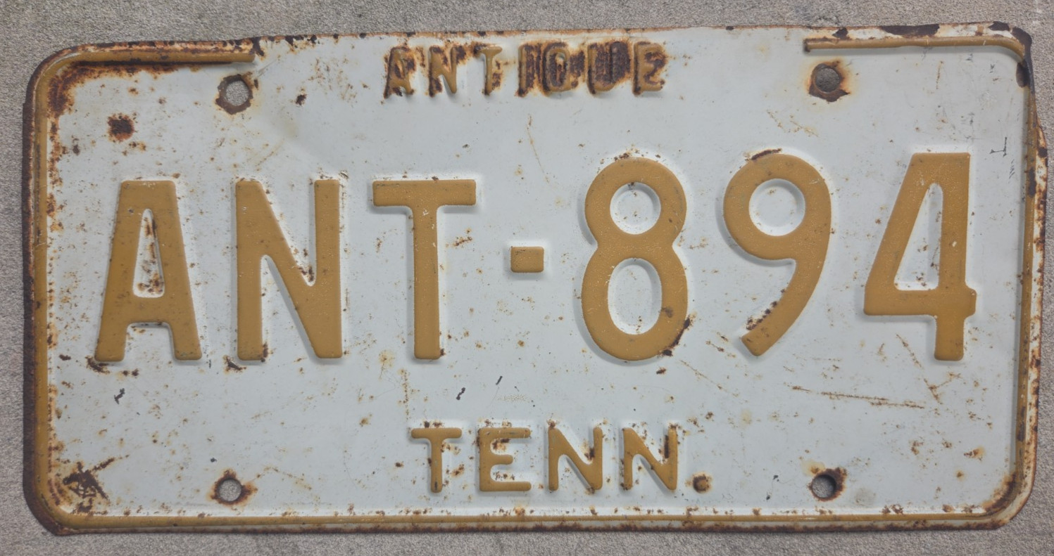 Vintage 1960s Antique Tennessee License Plate Tag White Gold ANT-894