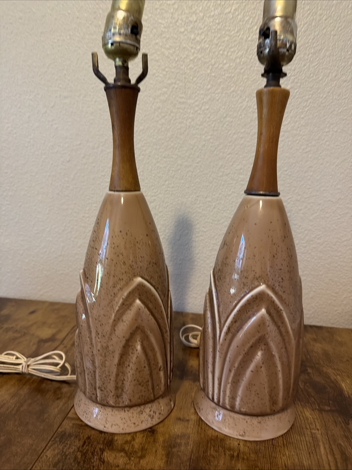 Vintage 1960's Mid Century Modern Glazed Ceramic Table Lamp Retro 1960's Nice