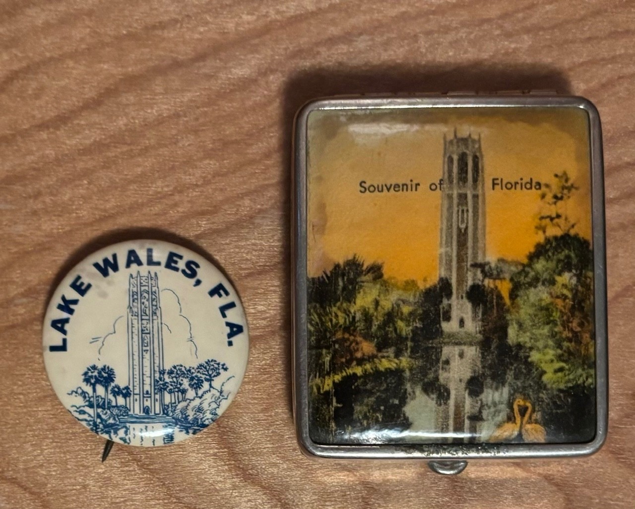 Vintage 1940s Lake Wales Florida Bok Tower Souvenir Compact and Pin