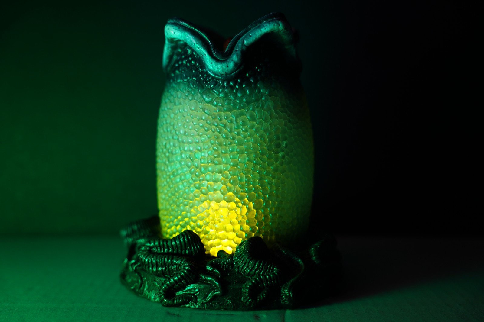 2003 Palisades Alien Egg Illuminated Resin Statue Rare #273/2000