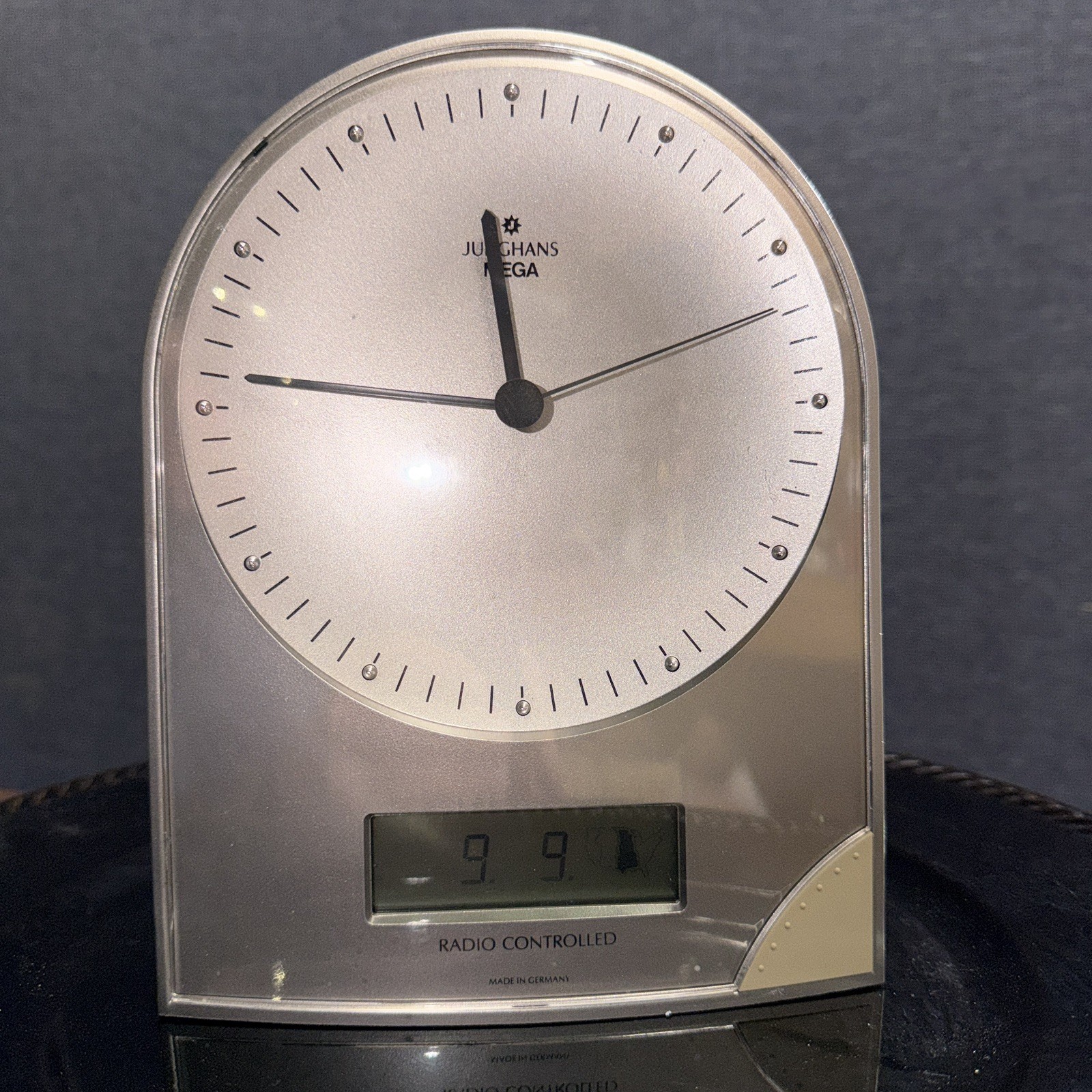 Vintage Junghans MEGA 308/0100.01 WWVB Radio Controlled Desk Clock Germany
