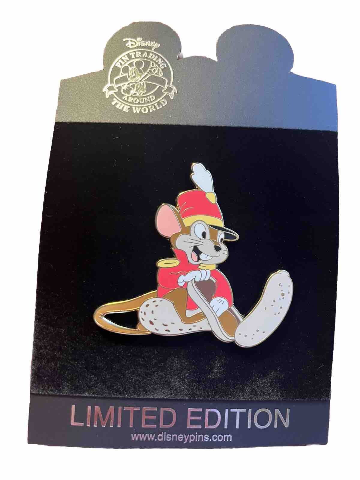 LE 100 DISNEY SHOPPING TIMOTHY ONCE UPON A MOUSE  PIN RARE JUMBO 2010