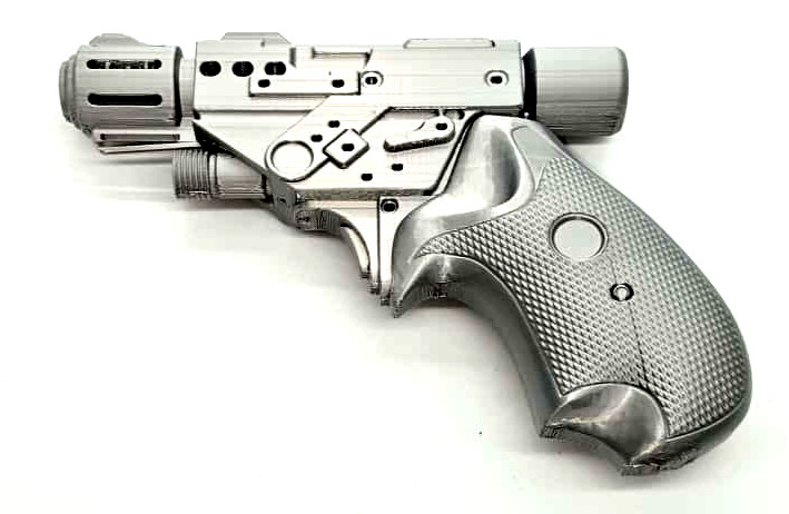 The Babylon 5 Phased Plasma Gun Replica Prop 1:1 Scale Cosplay Ready Silk PLA