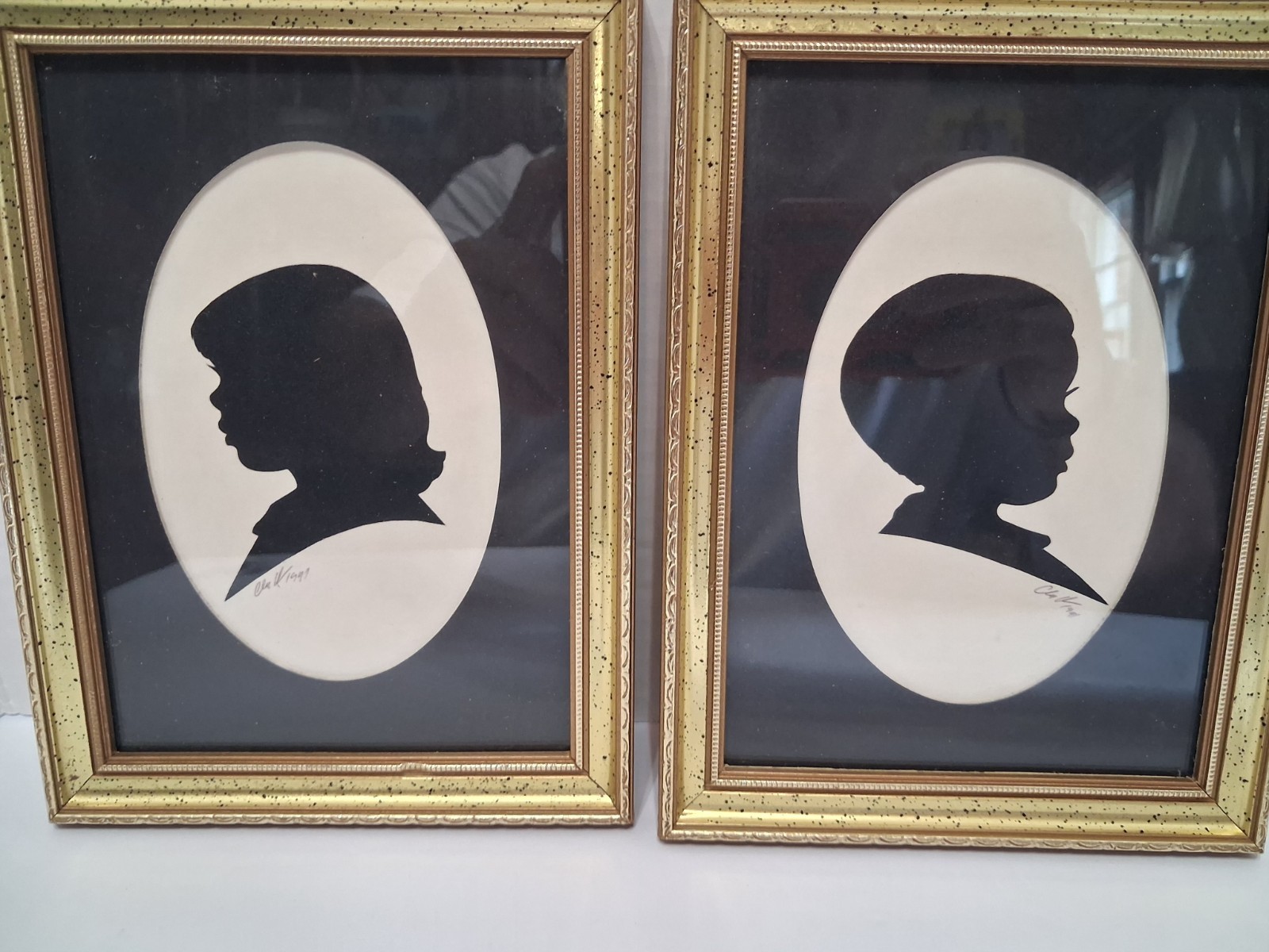 Vintage Boy/Girl Framed Silouettes Wall Decor. 8