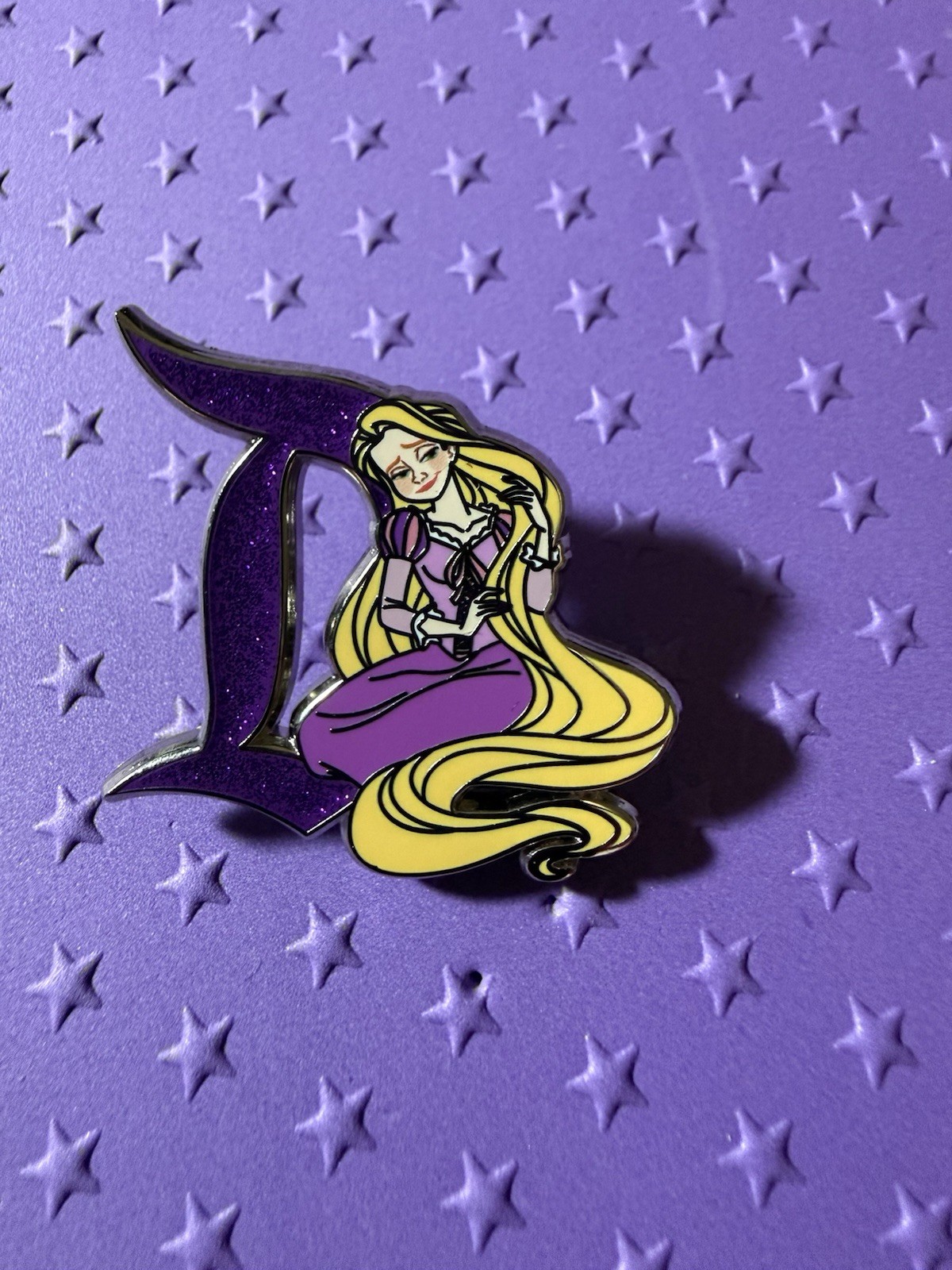 Fantasy Rapunzel D Pin With Glitter  Limited Edition 100