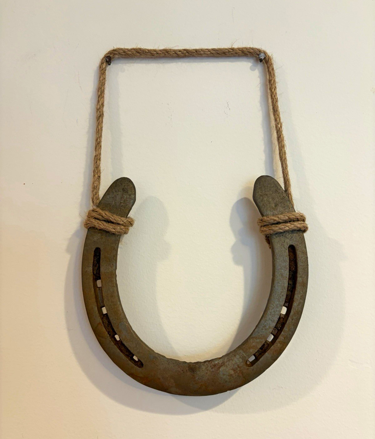 Western Americana Rustic Horseshoe Wall Art Home Decor with Rope