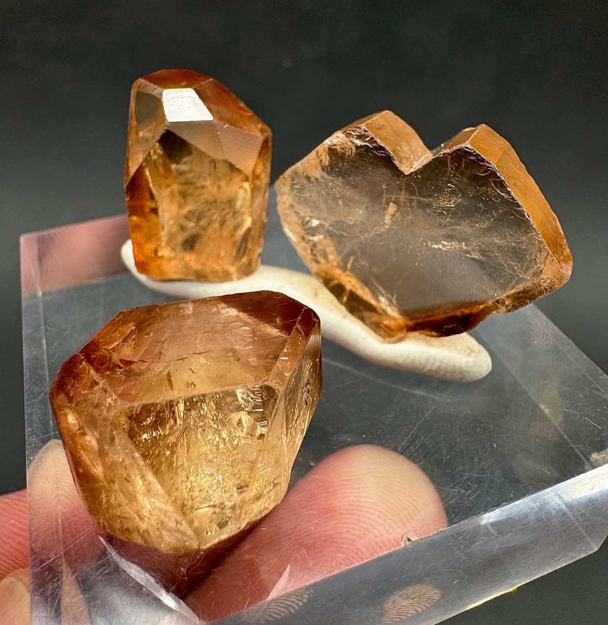 Beautiful 3 Pieces Transparent Topaz Crystal, Specimen 125 Carats