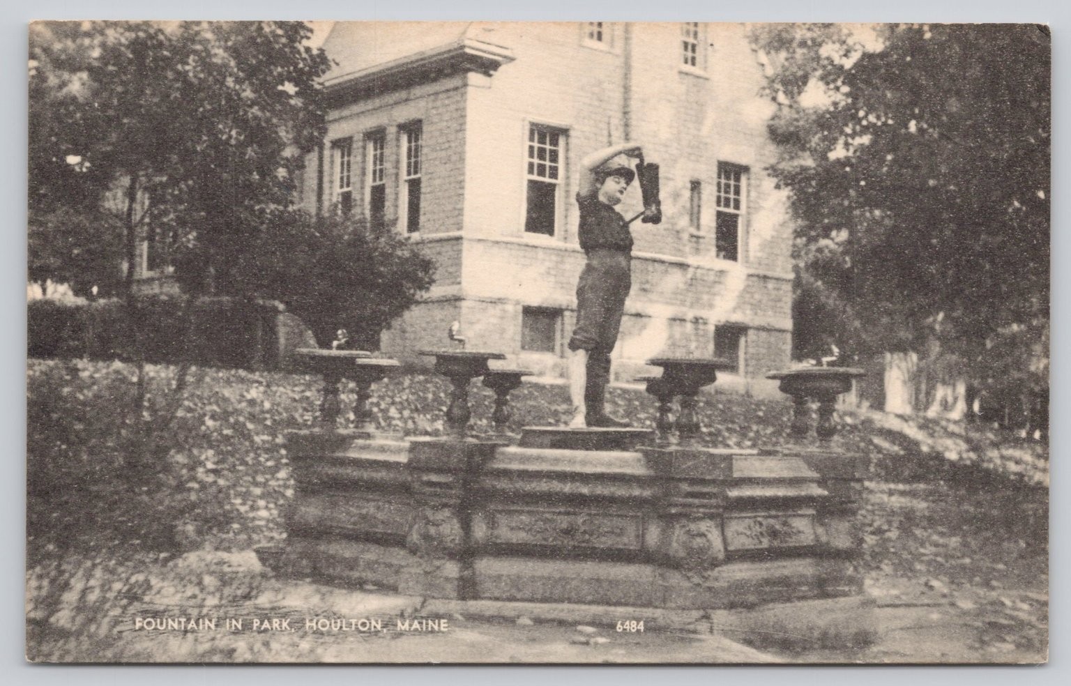 Houlton Maine Fountain in Park Photolux RPPC Postcard American Art Co.