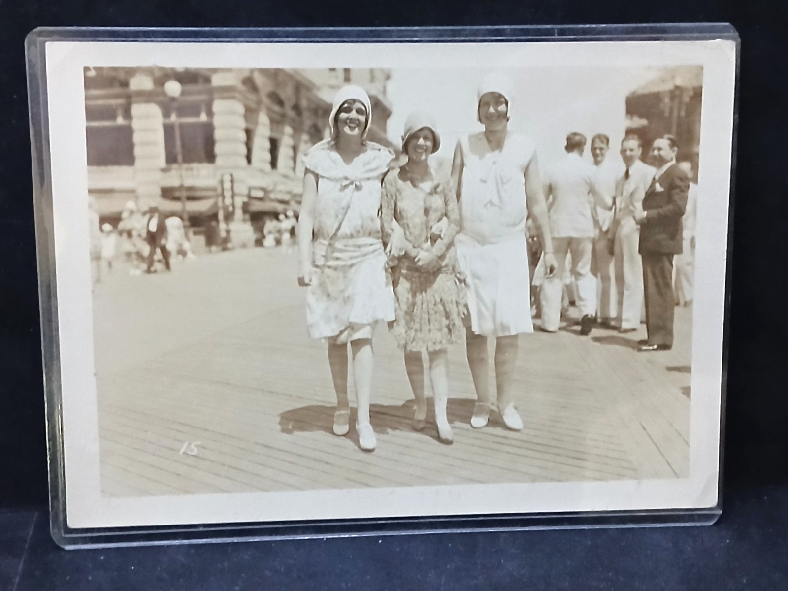 Roaring 20s Flapper Fashion Vintage Snapshot Photo Atlantic City Boardwalk 1920s