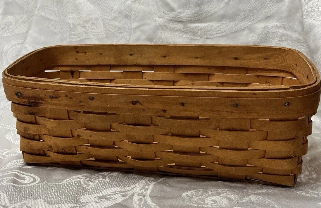 Vtg Longaberger Basket Rectangular  Handwoven 1994 USA Country Rustic  Farmhouse