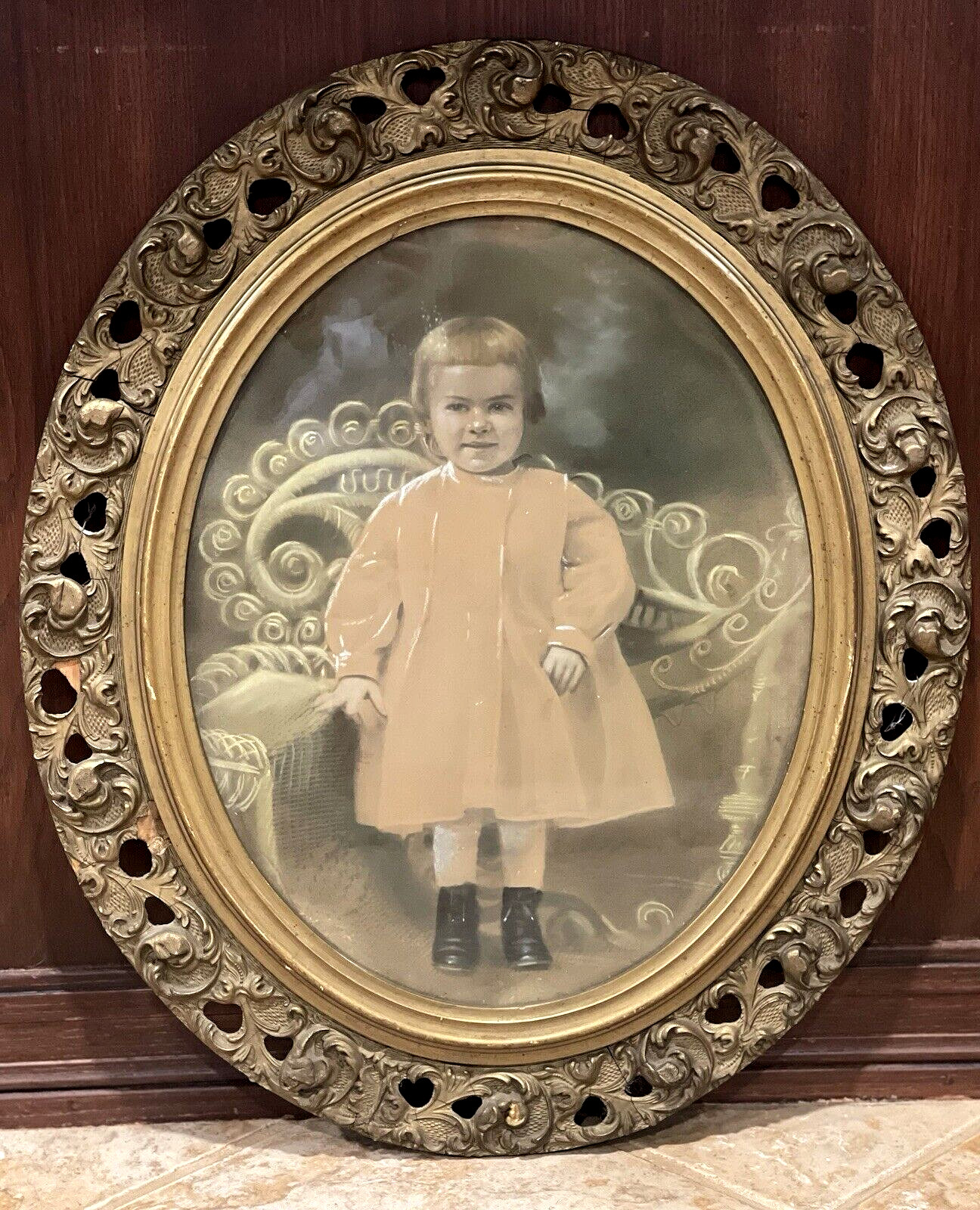 Vintage 1880’s Victorian Wood Gesso Gilded Ornate LG 23x27 Oval Picture Frame 