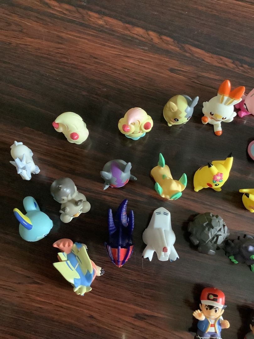 Pokemon Finger Puppet Figure Lot 38 Piece Set Collectible 15+