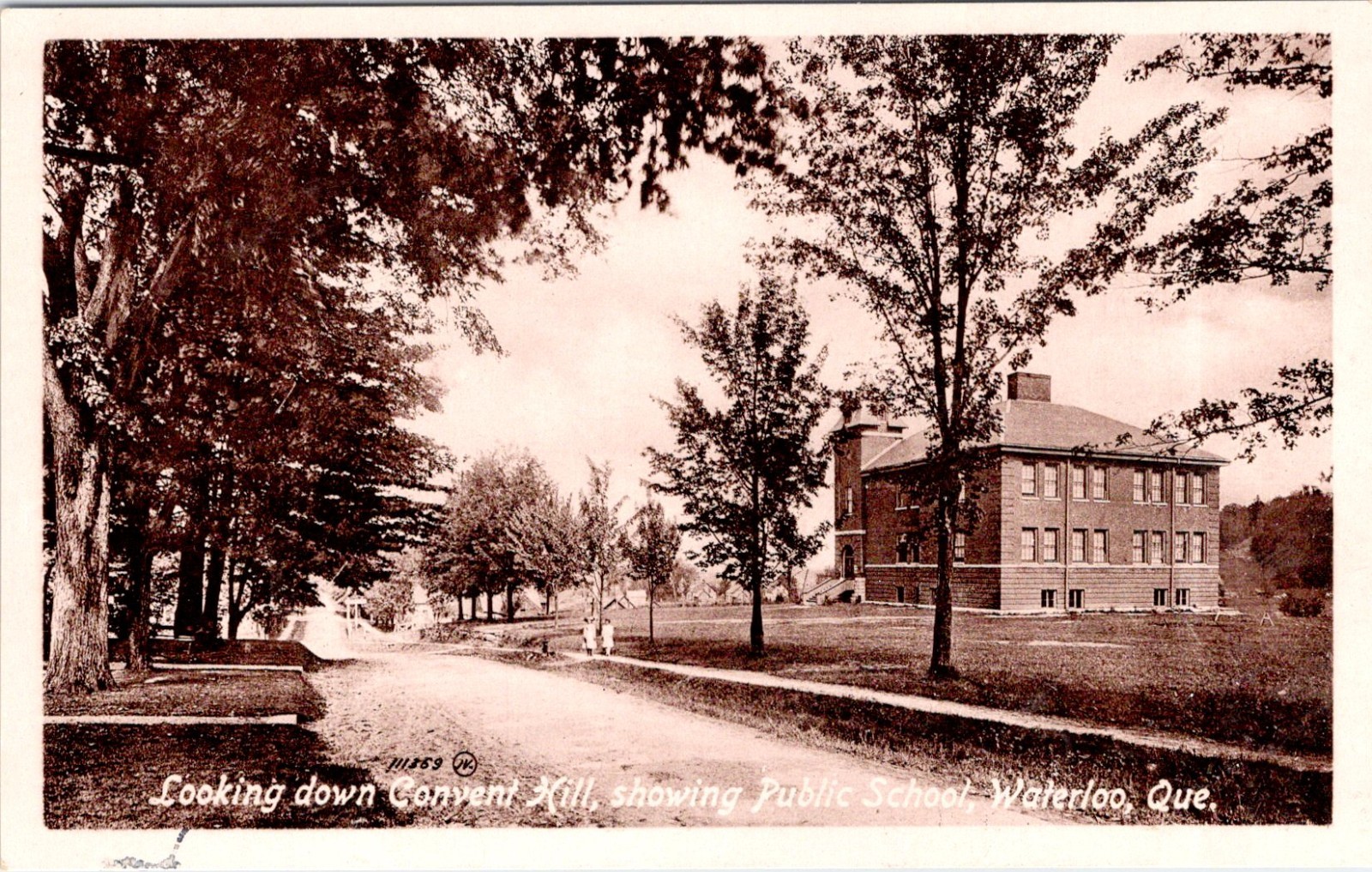 RPPC, Waterloo Quebec Canada PUBLIC SCHOOL Students~Convent Lane PHOTO Postcard
