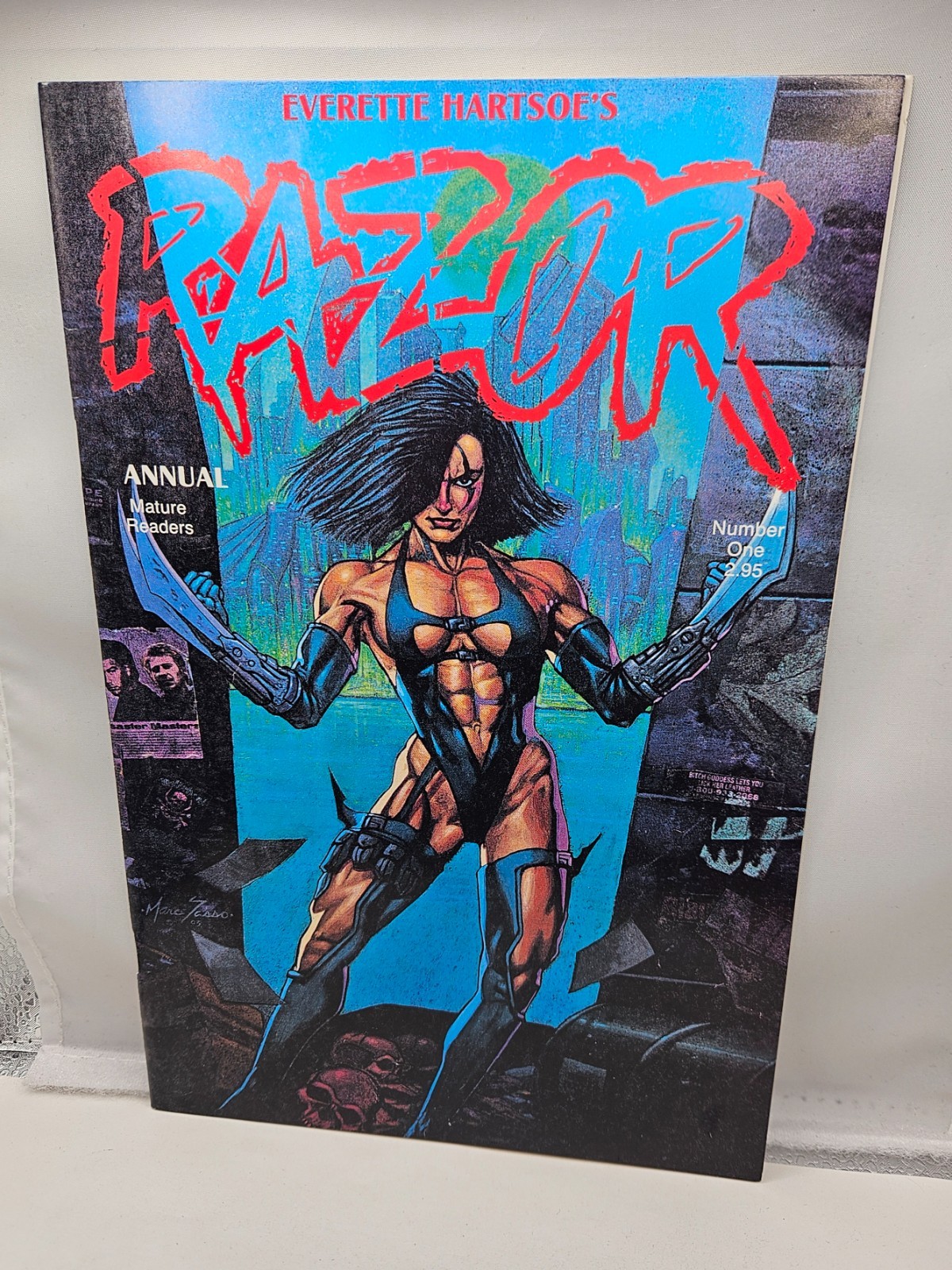 Razor Annual #1 1st App of SHI London Night Studios 1993 VF