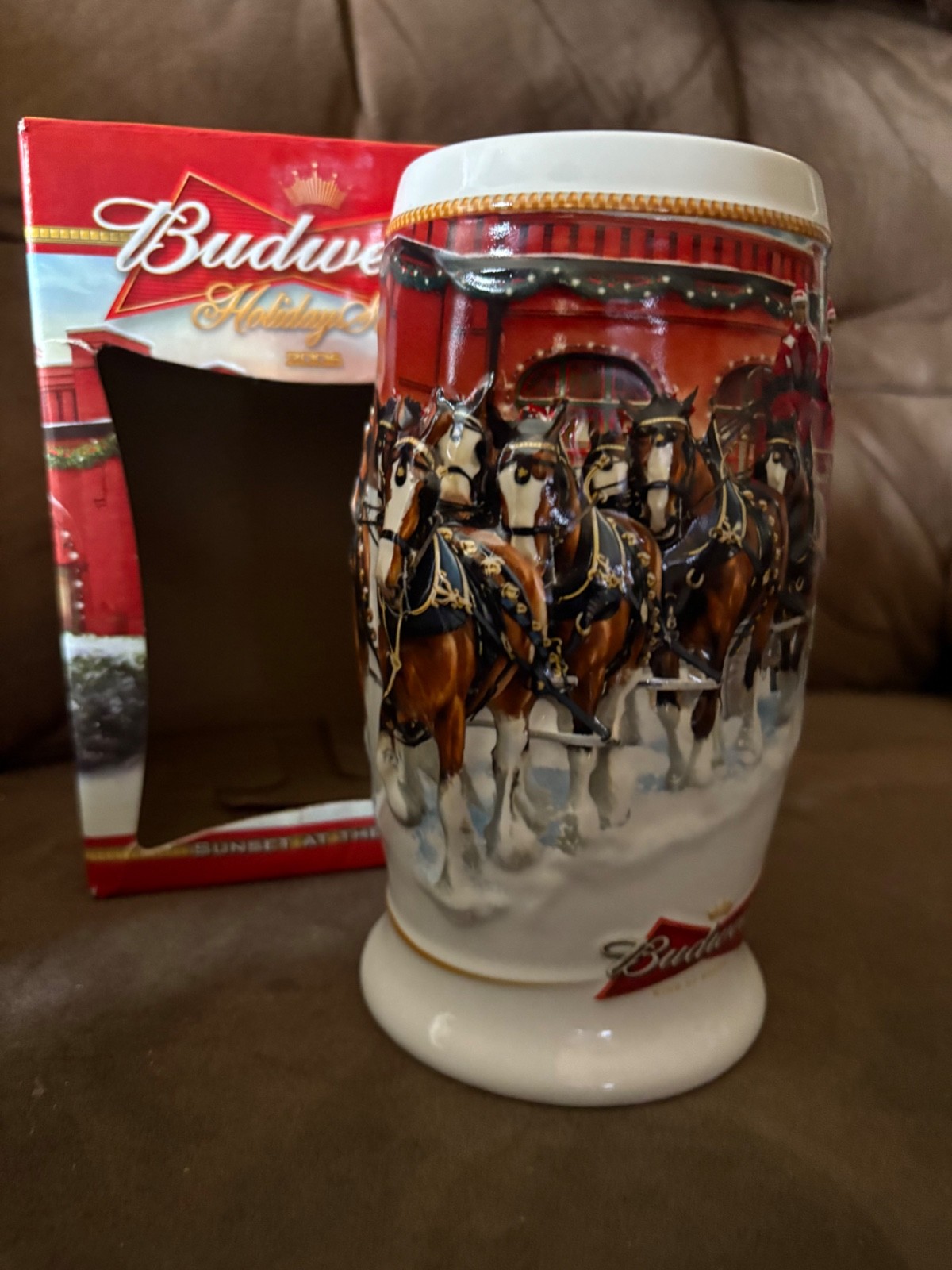 VINTAGE HOLIDAY BUDWEISER  BEER STEIN