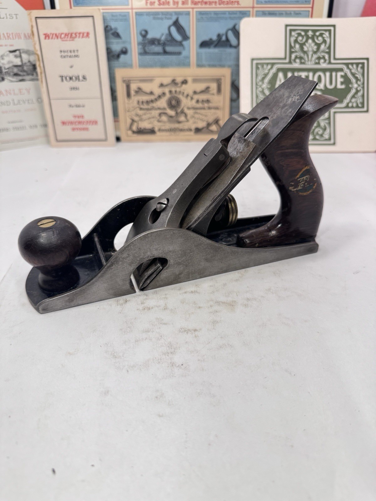 Stanley No. 10 1/2c V-Logo W/ Tote Decal