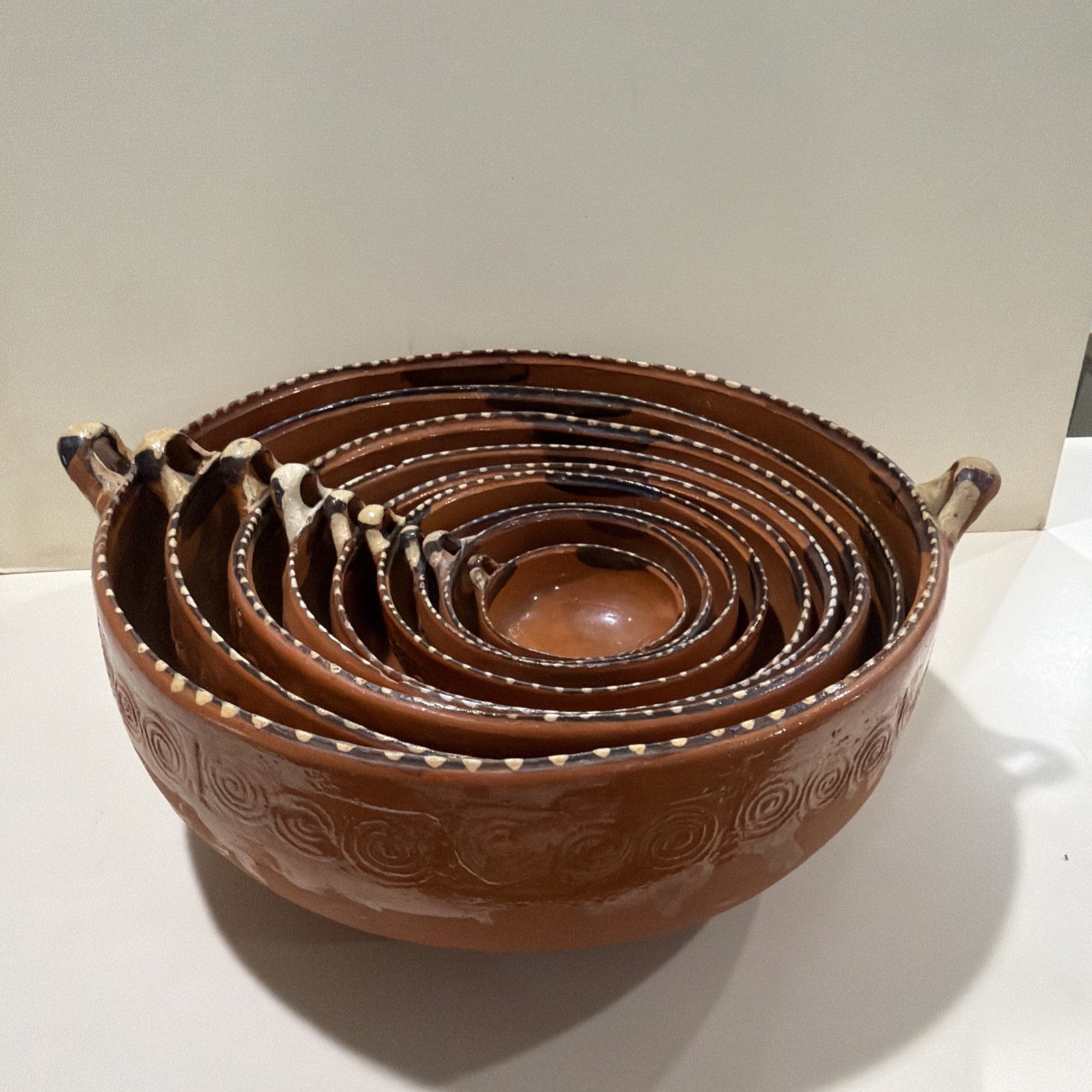 VTG SET OF 9 Primitive Rustic Mexican Terracotta Redware Handled Nesting Bowls