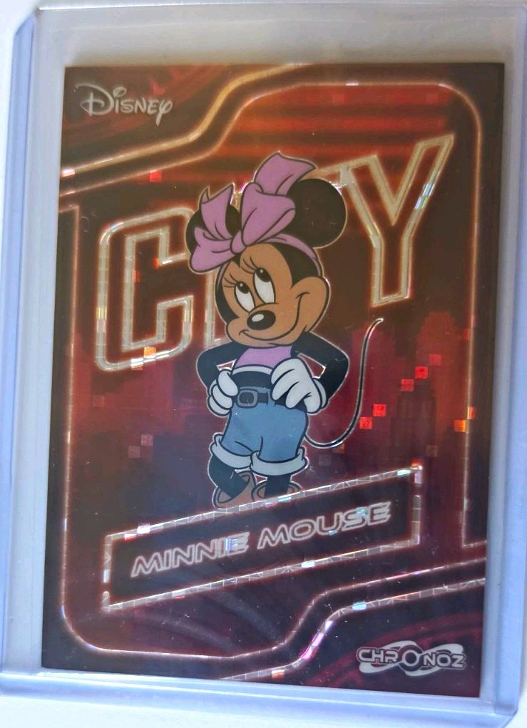Disney 2026 ChronoZ Legacy Minnie Mouse Hologram Refractor CDL-FPCR-03 1/5