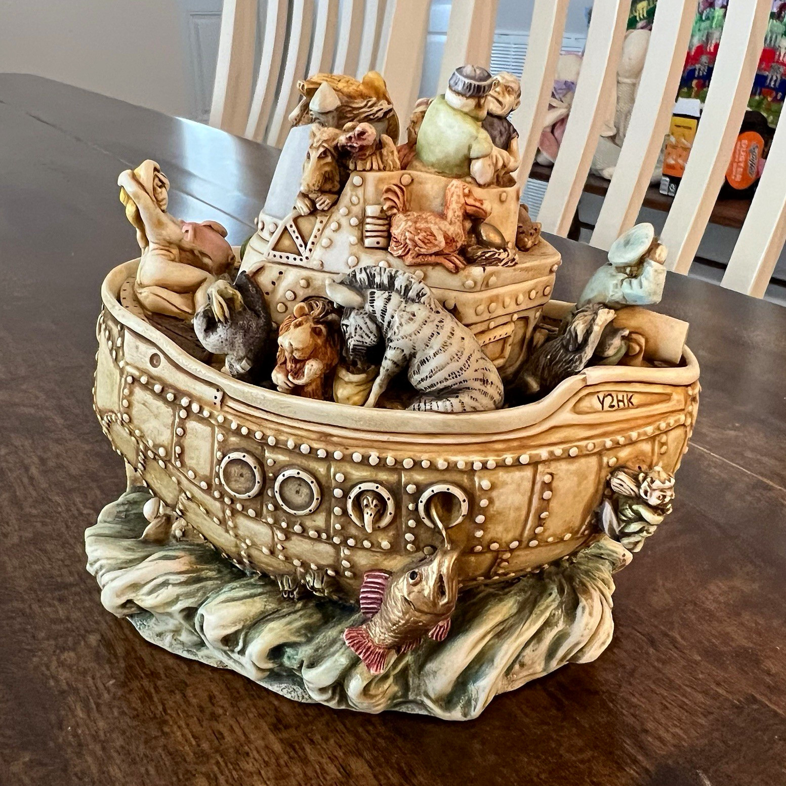 Vintage 1999 Harmony Kingdom \'Y2HK\' ark resin treasure box figurine.