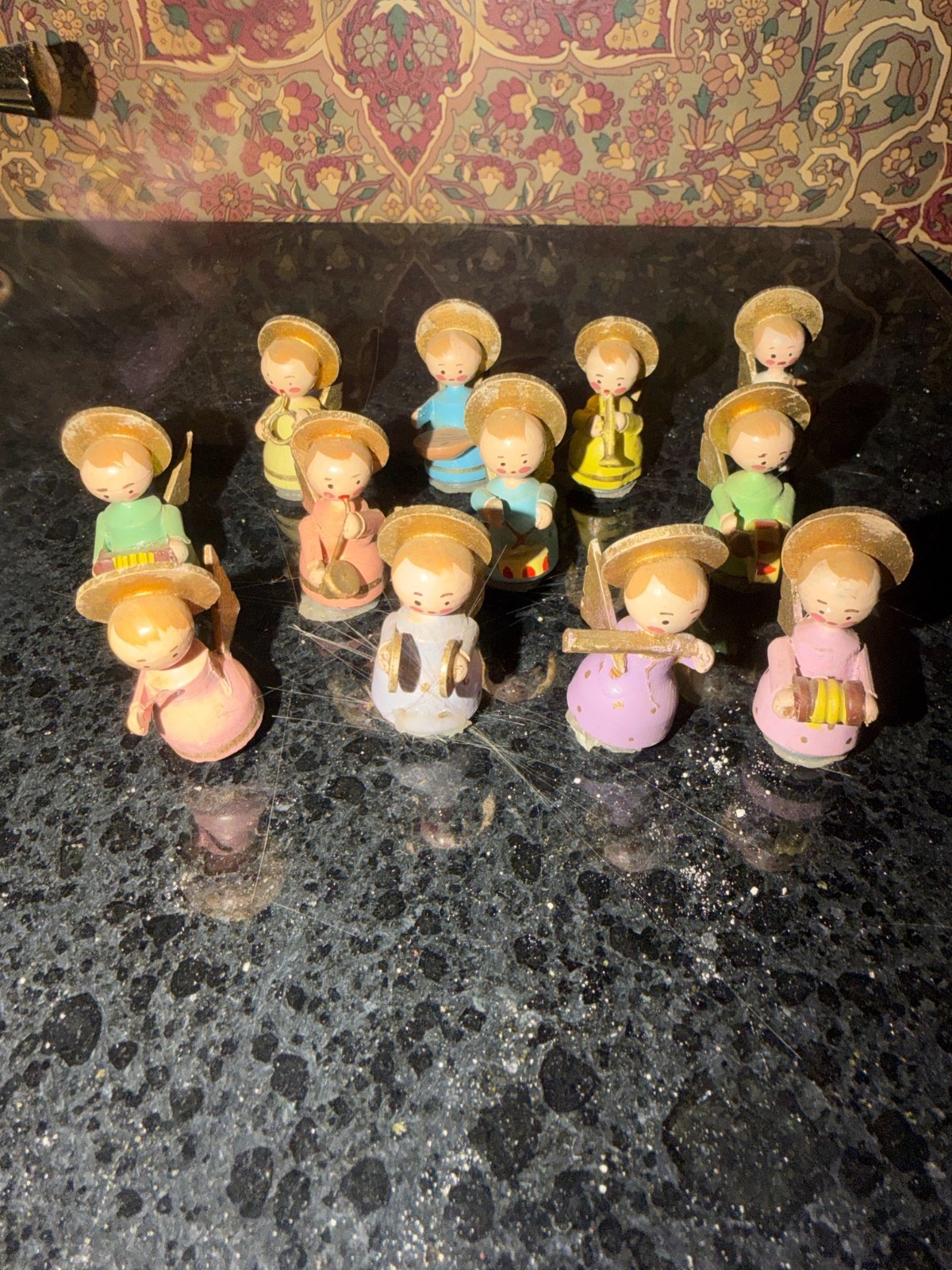 12 VINTAGE SEVI, Italian MINIATURE WOOD ANGELS WITH MUSICAL INSTRUMENTS