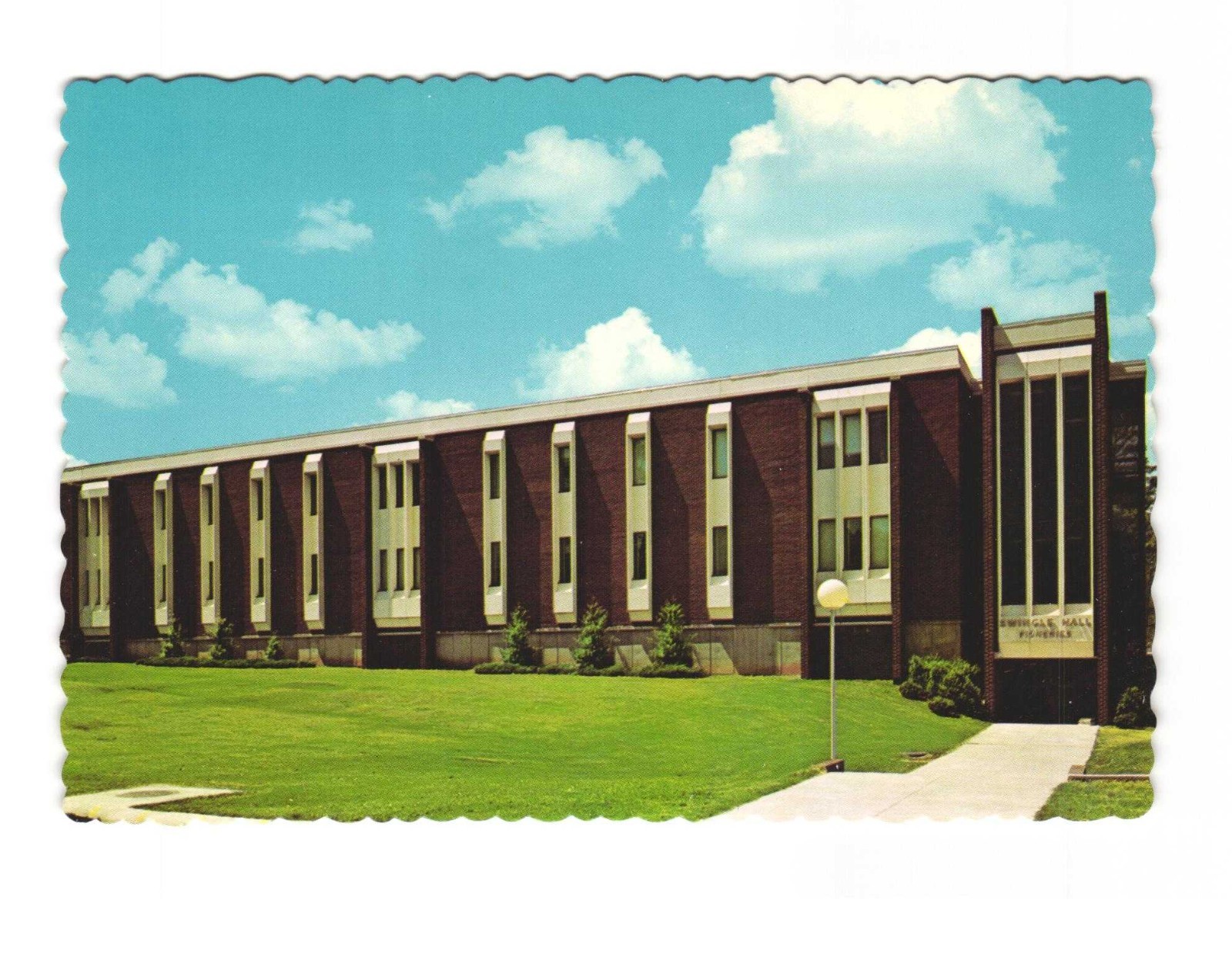 Auburn University Auburn AL VTG postcard UNP Swingle Hall Fisheries