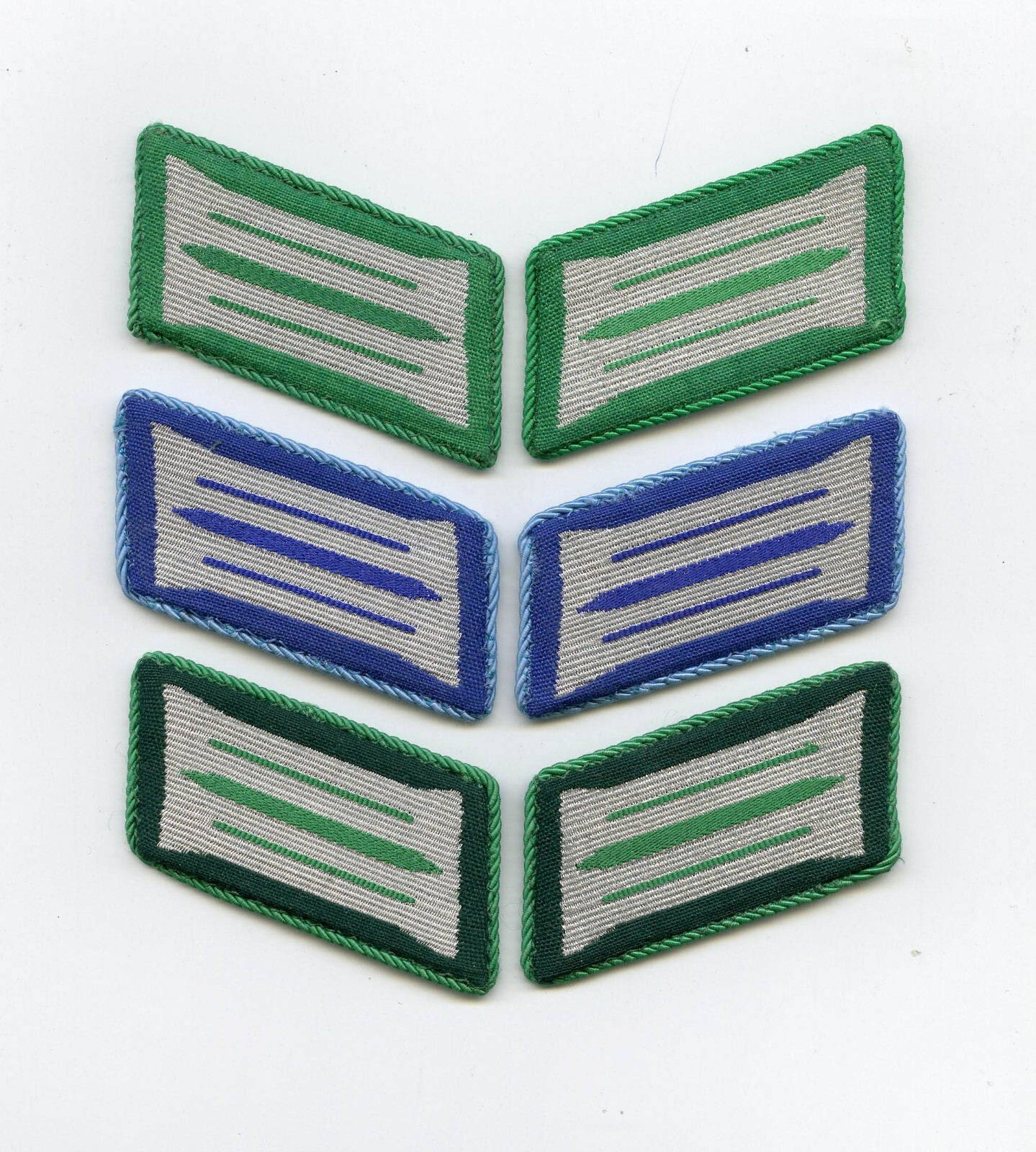 Early EAST GERMAN VOLKSPOLIZEI and Border Guards Jr. EM Collar Tabs (3 Pairs)