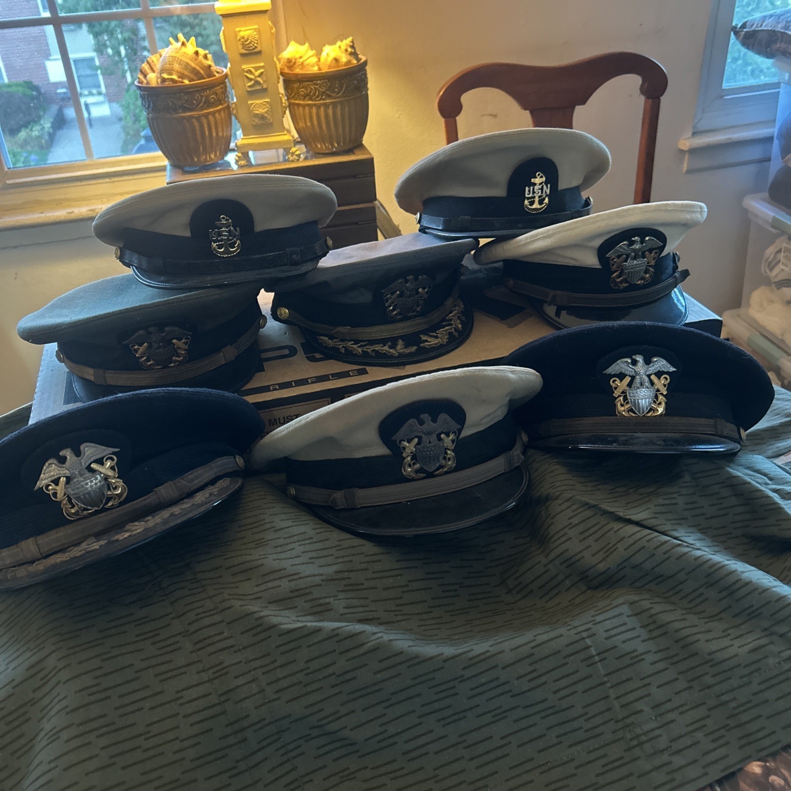 US NAVY  VINTAGE OFFICERS HATS UNKNOWN RANKS MOST ARE WW2