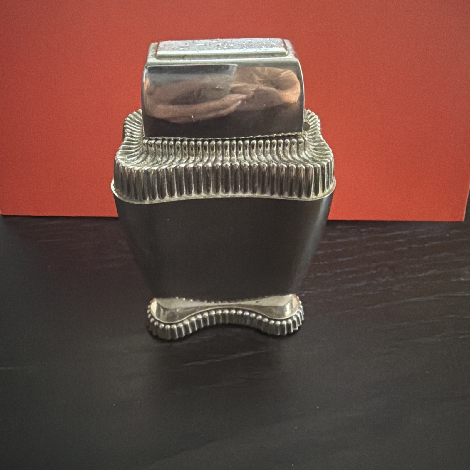 Vintage 1950\'s Zippo Lady Bradford Table Lighter Polished Chrome