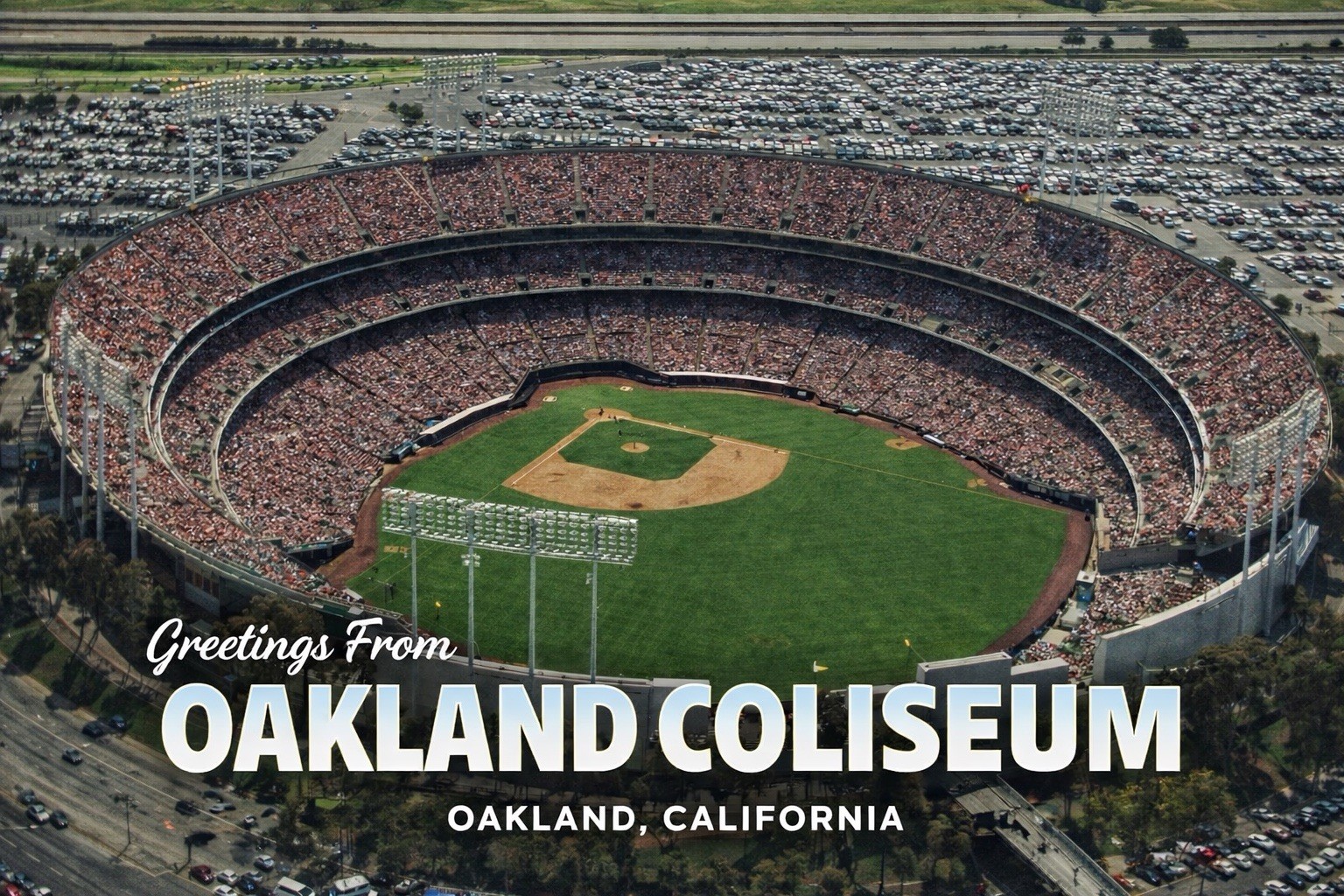 MODERN Postcard - OAKLAND COLISEUM OAKLAND, CALIFORNIA Baseball Stadium A325