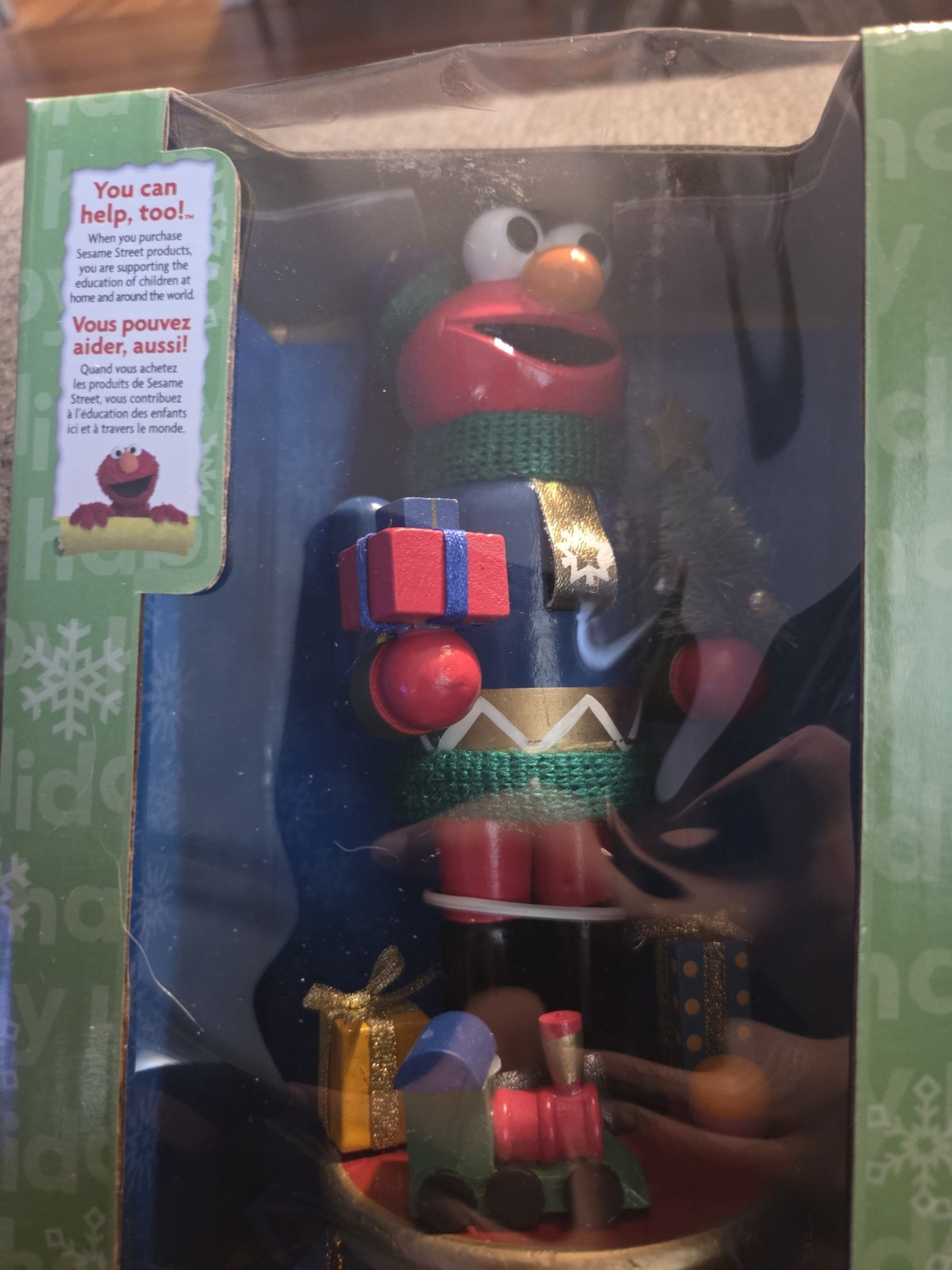 ELMO CHRISTMAS NUTCRACKER