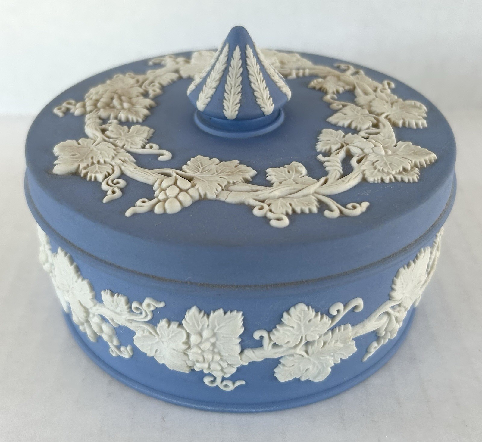 Wedgwood Blue Jasperware Round Trinket Box Grapevine Pattern