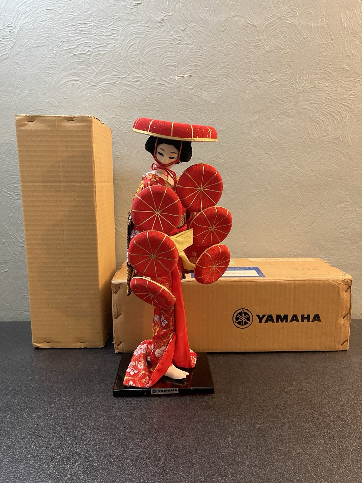 VTG 1960s Yamaha Japanese 7 Hat Dancing Doll Figurine Red Kimono In Original Box